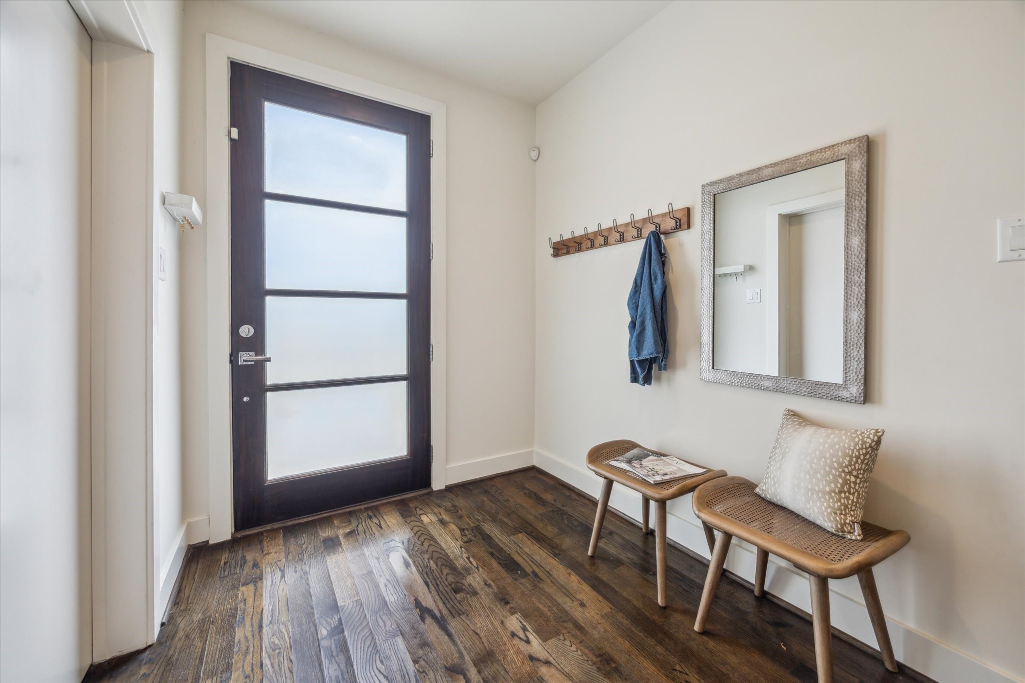 1618 Ovid Street Property Photo 3