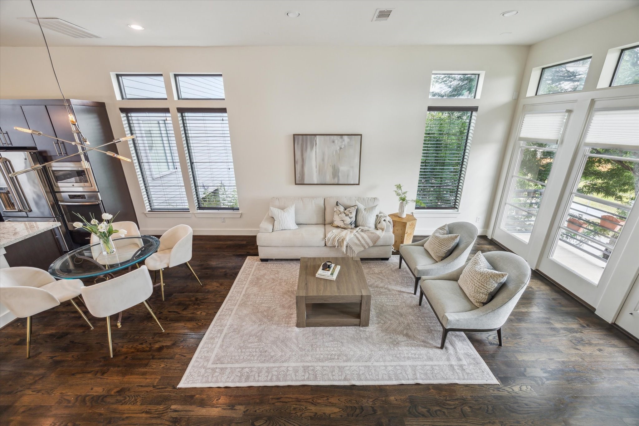 1618 Ovid Street Property Photo 7