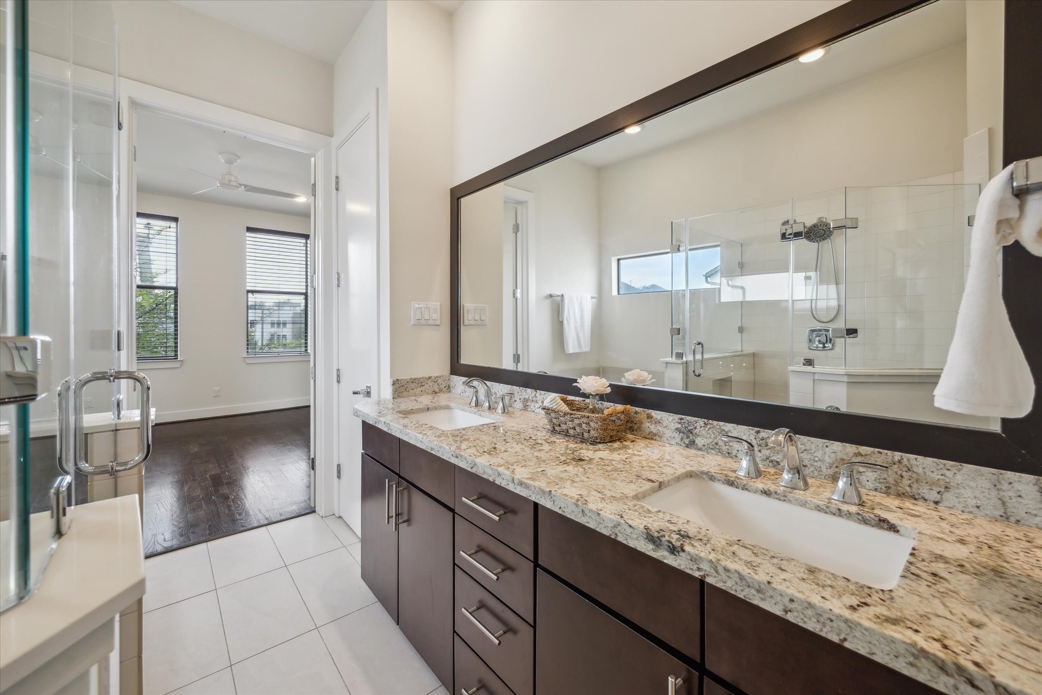 1618 Ovid Street Property Photo 18