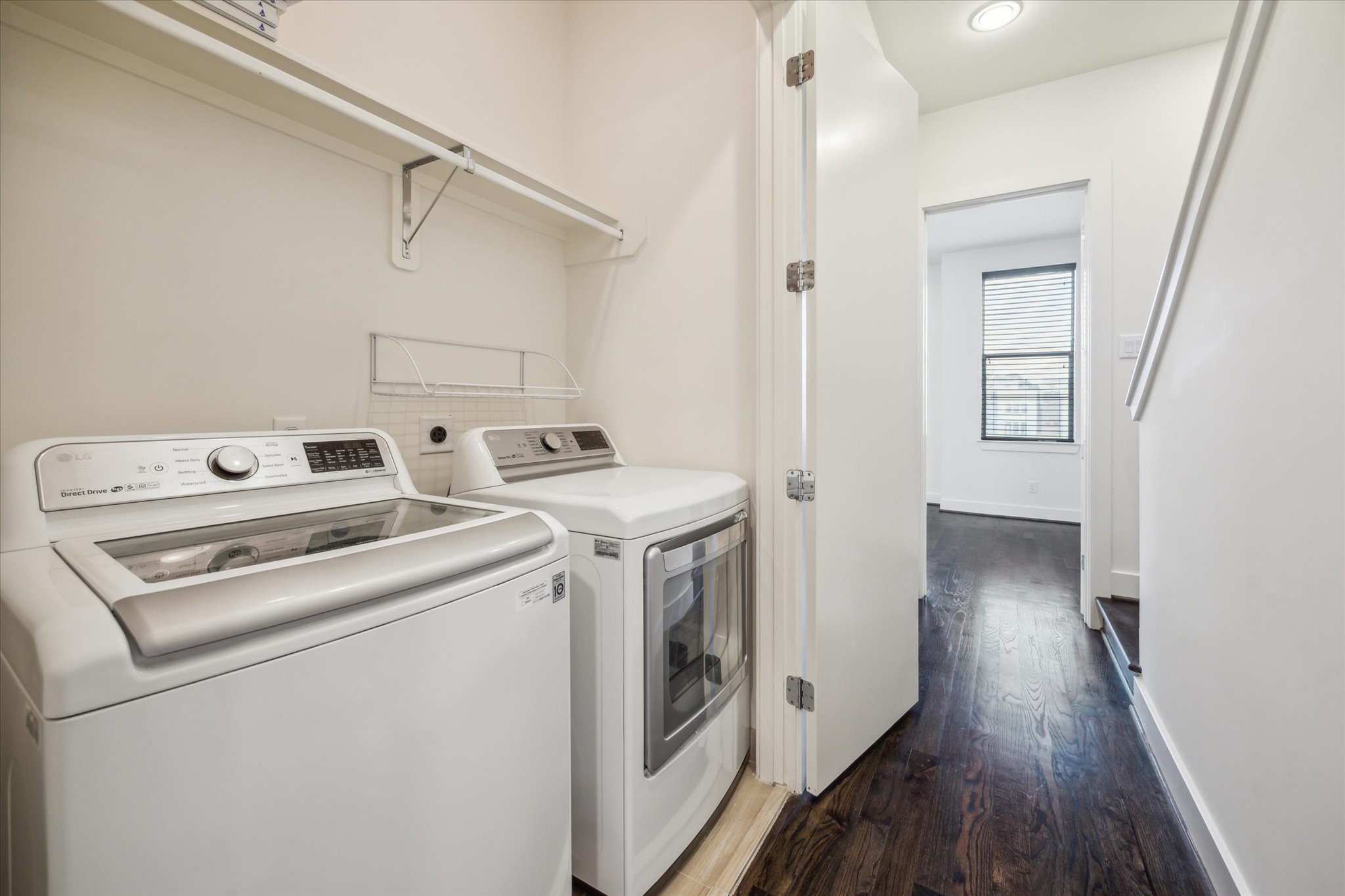 1618 Ovid Street Property Photo 26