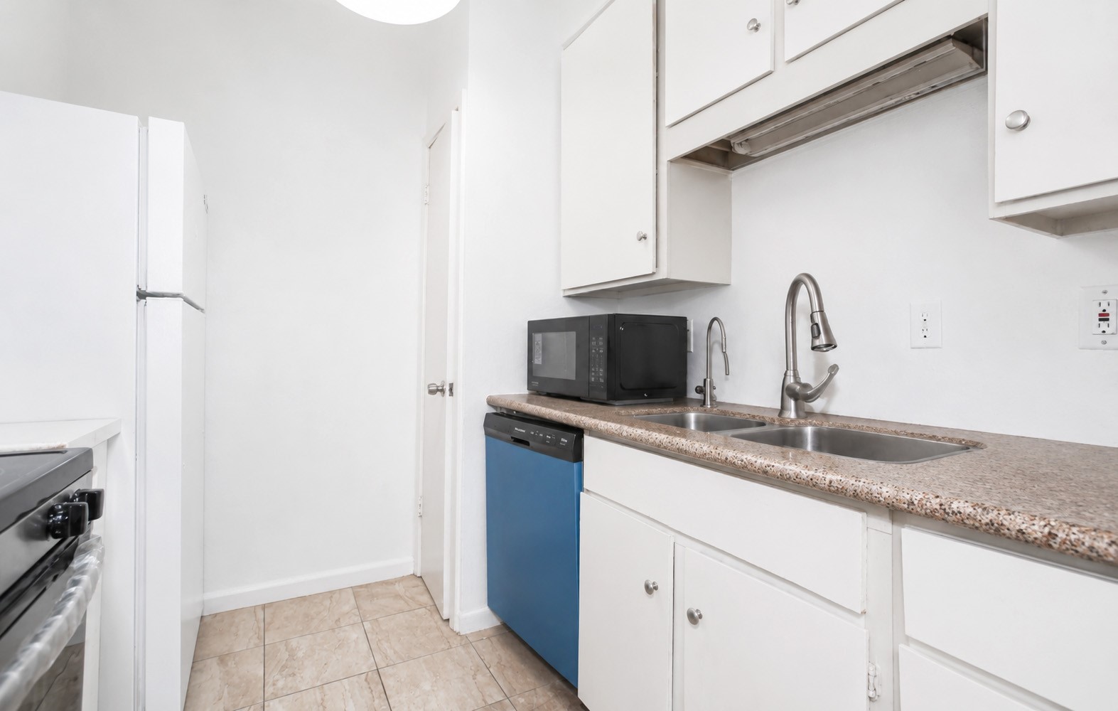 10047 Westpark Drive 77 Property Photo 13