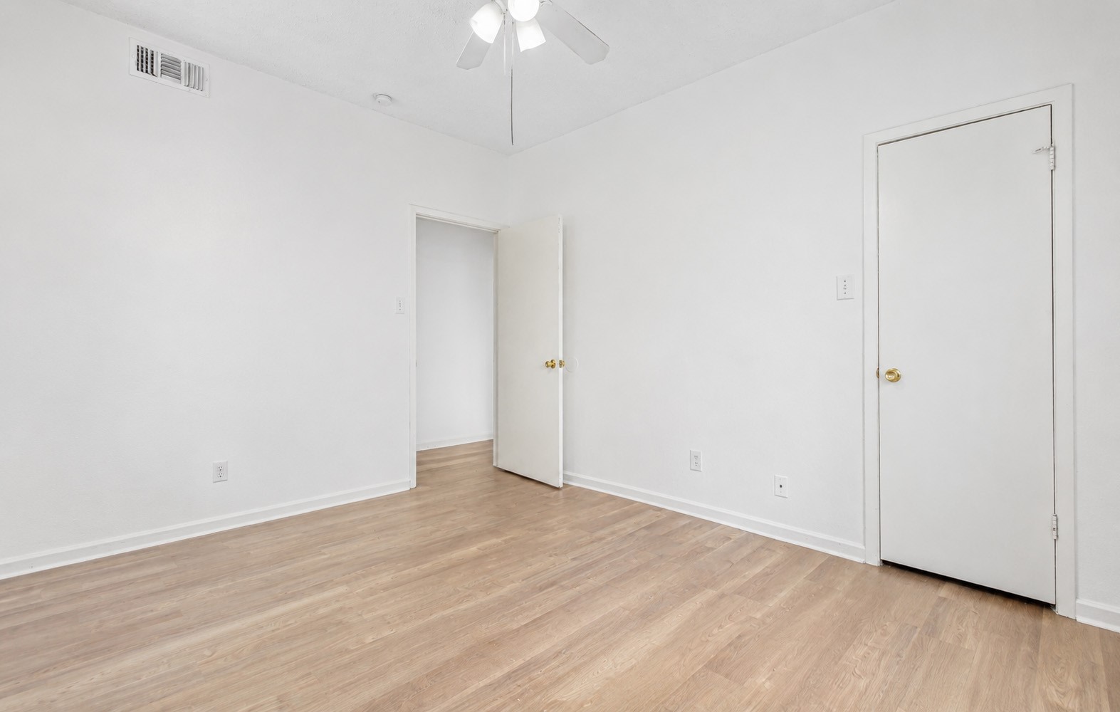10047 Westpark Drive 77 Property Photo 26