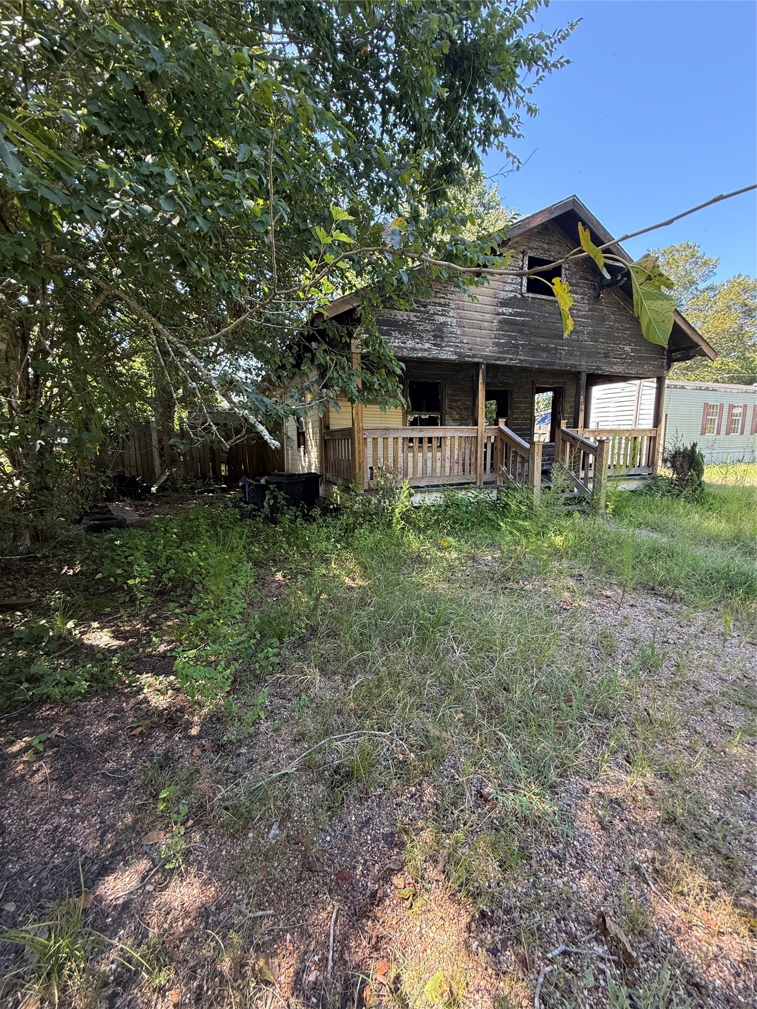 306 Ash Lane Property Photo 1