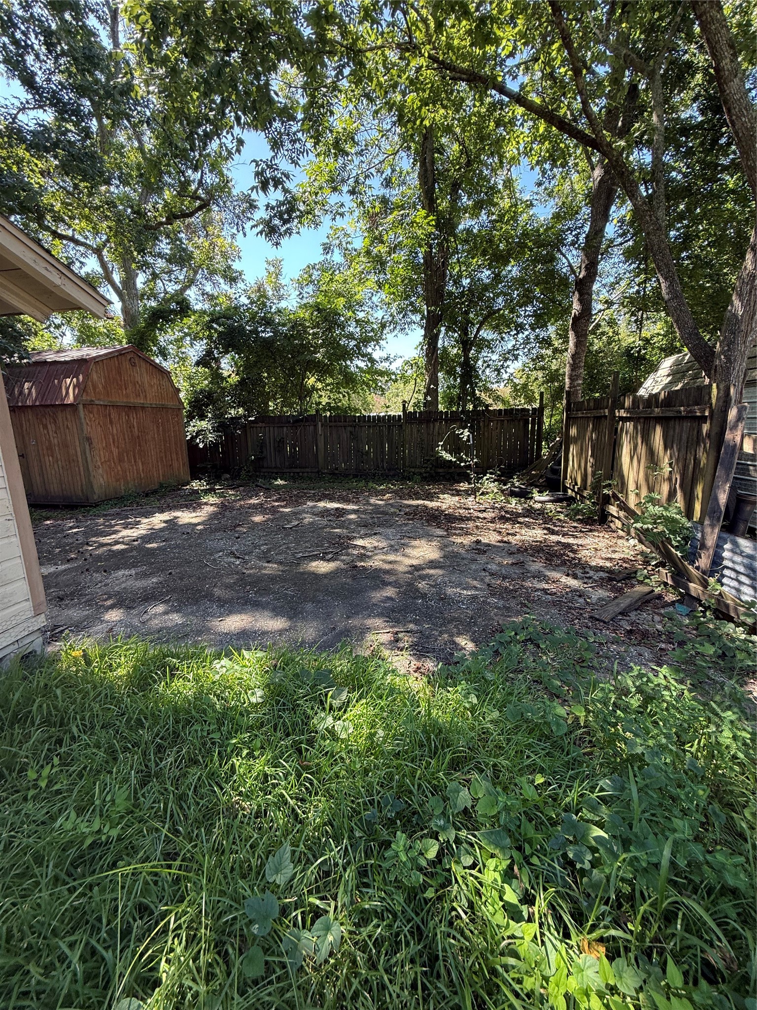 306 Ash Lane Property Photo 4