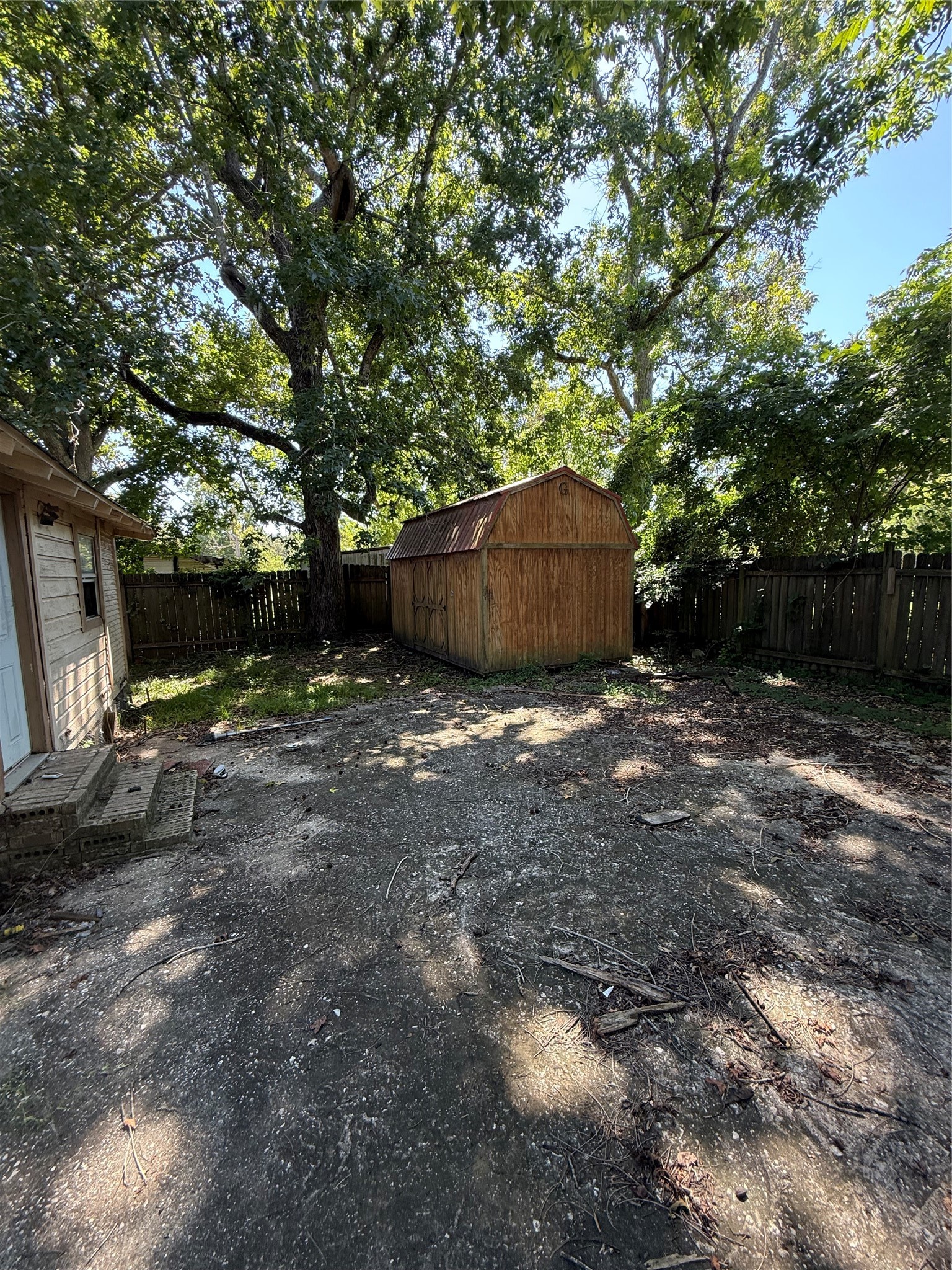 306 Ash Lane Property Photo 5