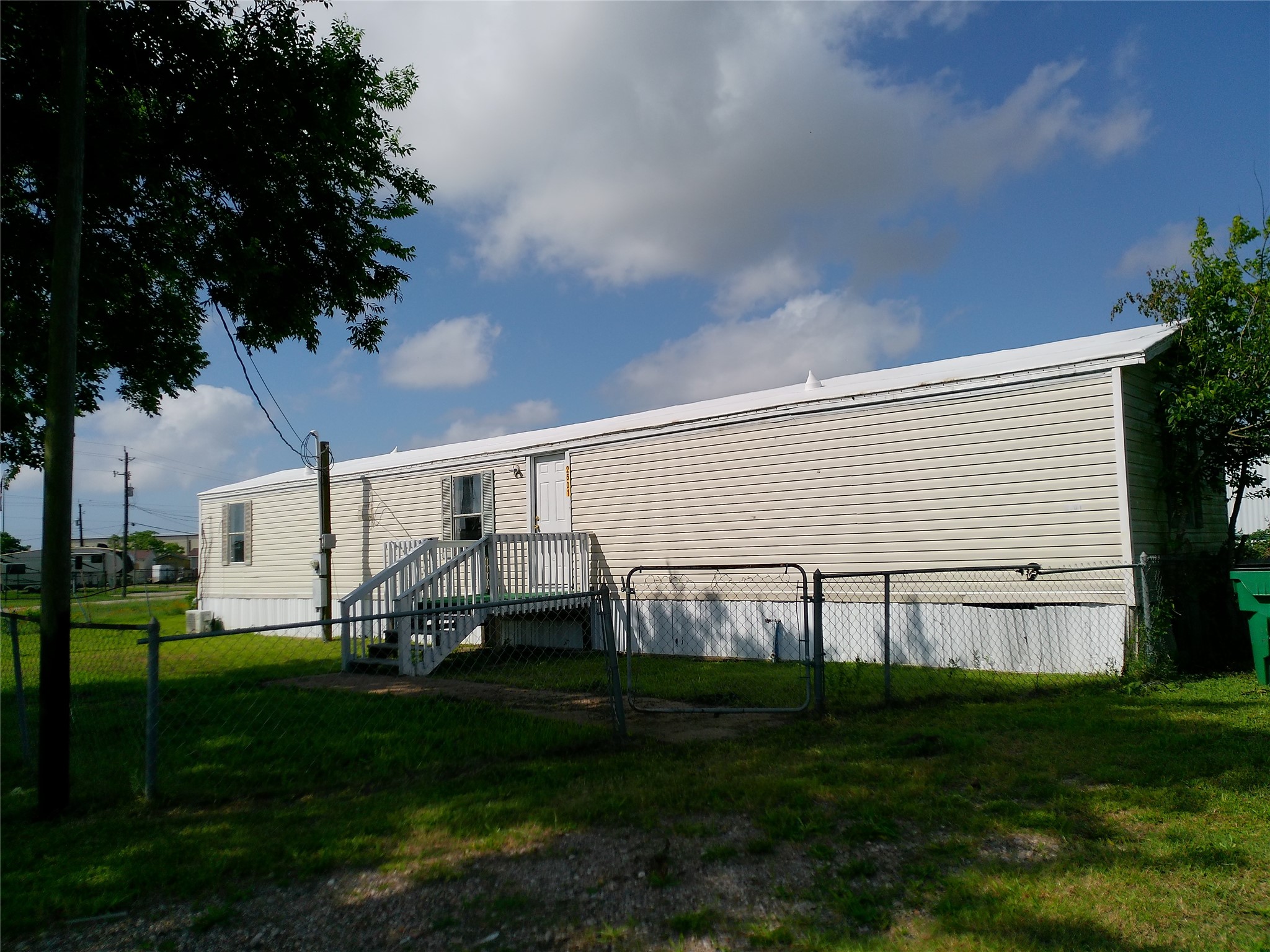 2501 Mcdonald Road Property Photo 2
