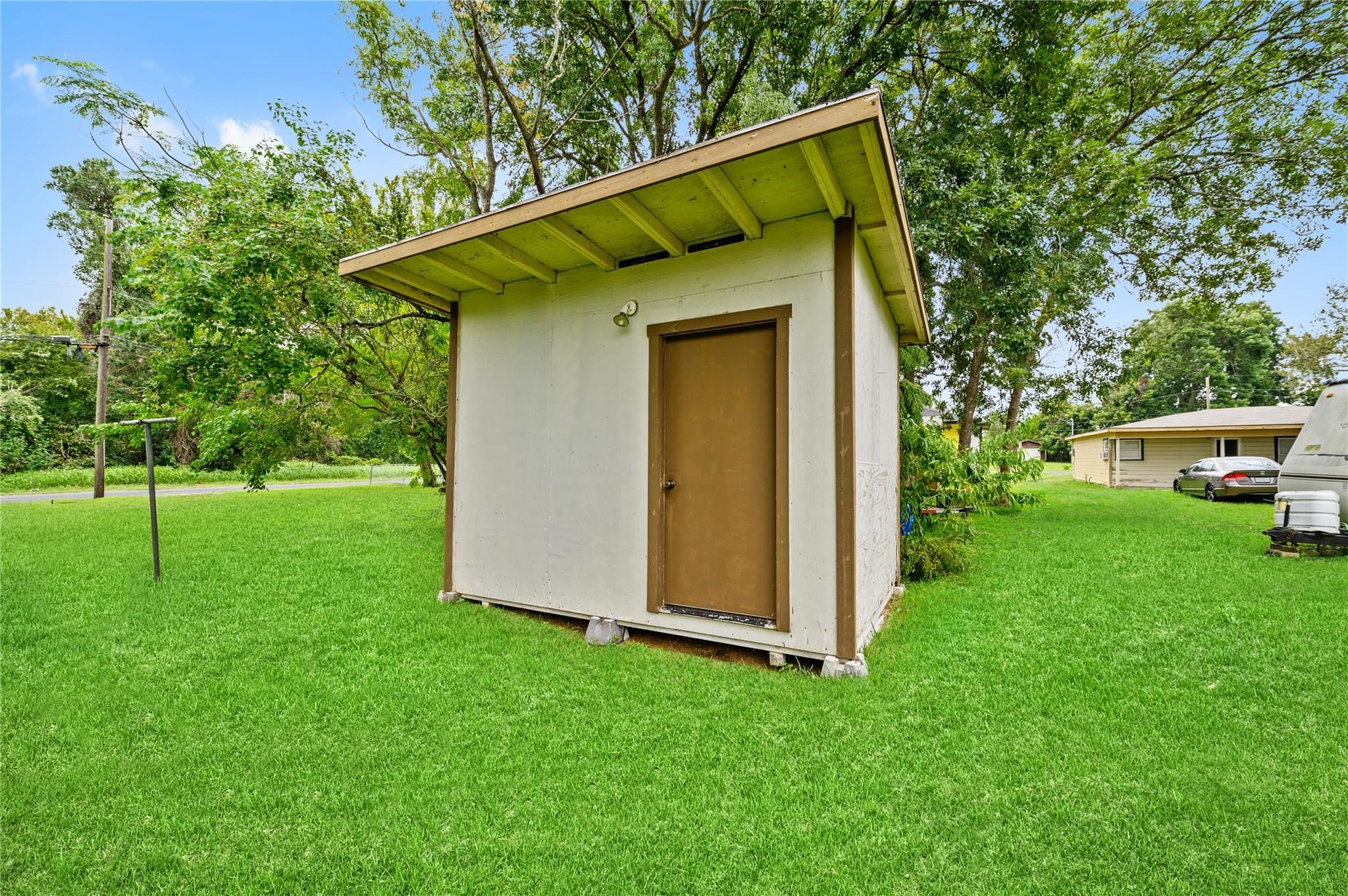 6201 Park Avenue Property Photo 3