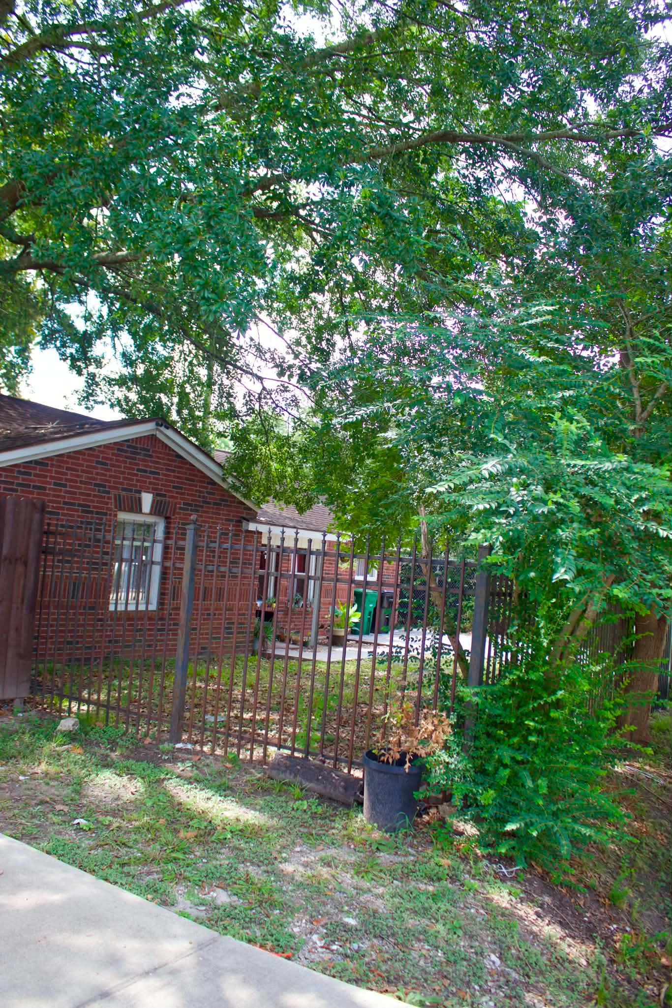 610 John Alber Road Property Photo 3
