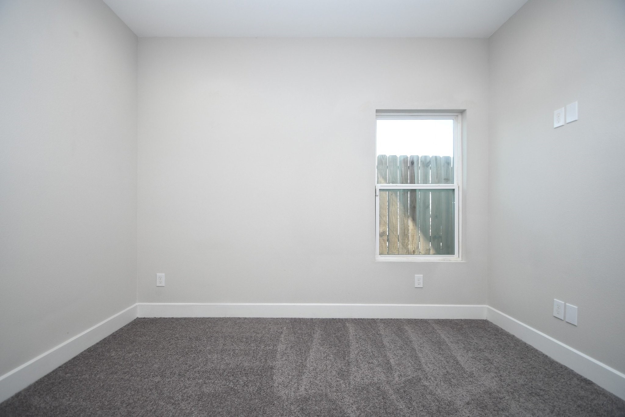 5904 Gardendale Drive B Property Photo 20