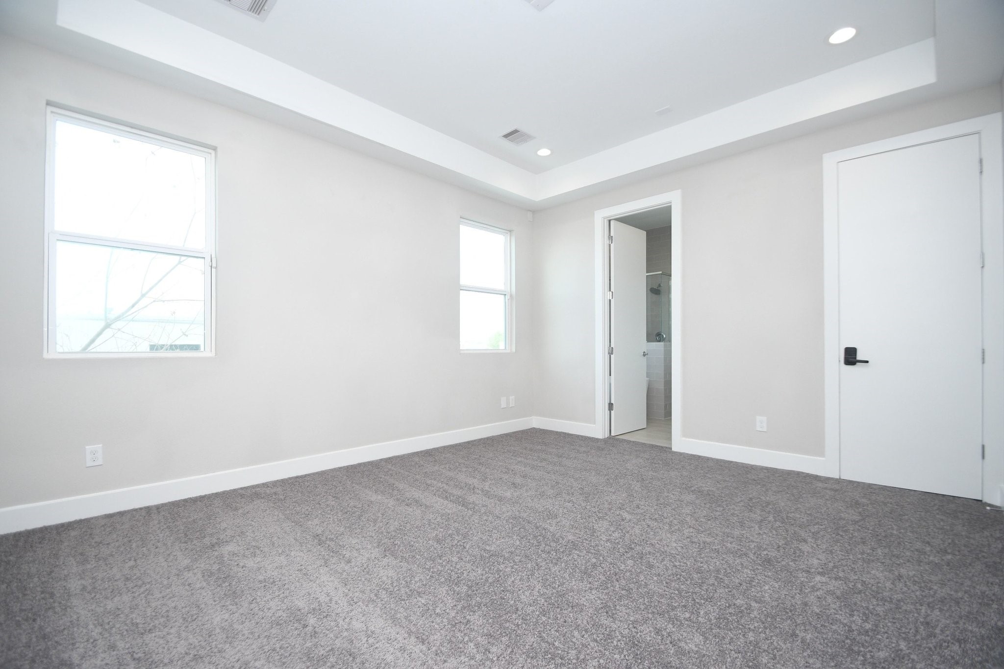 5904 Gardendale Drive B Property Photo 28