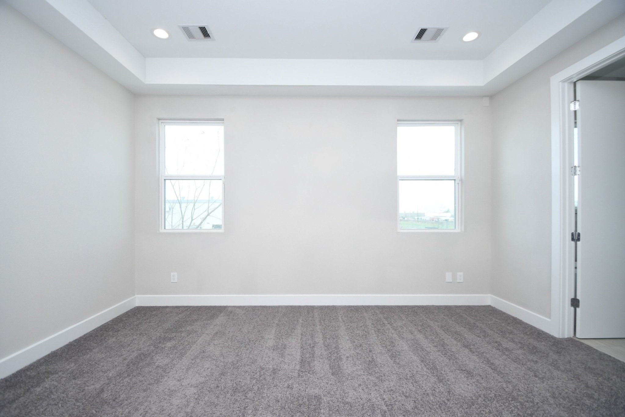 5904 Gardendale Drive B Property Photo 30