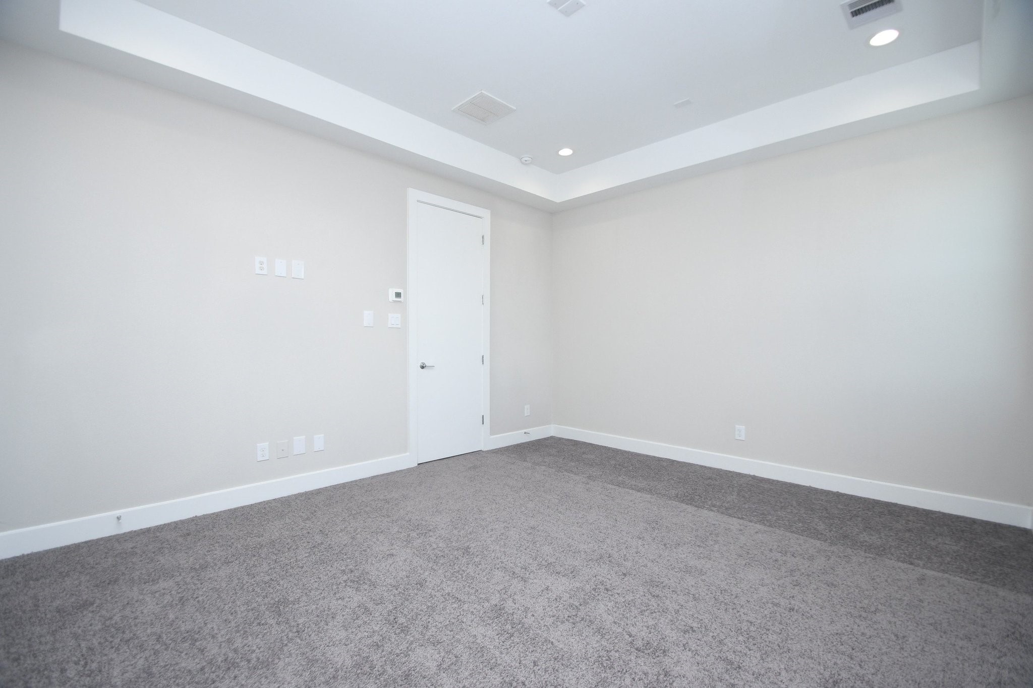 5904 Gardendale Drive B Property Photo 32