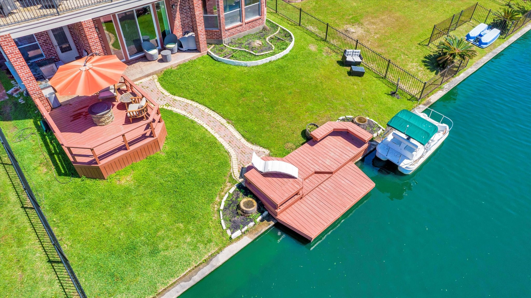 18011 Darling Point Court Property Photo 7