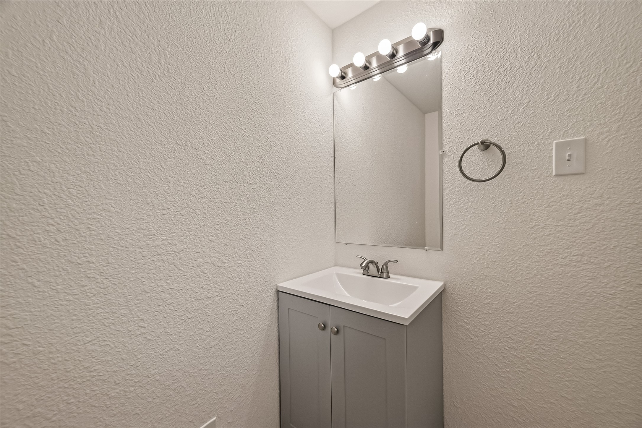 2103 Bayou Drive Property Photo 32