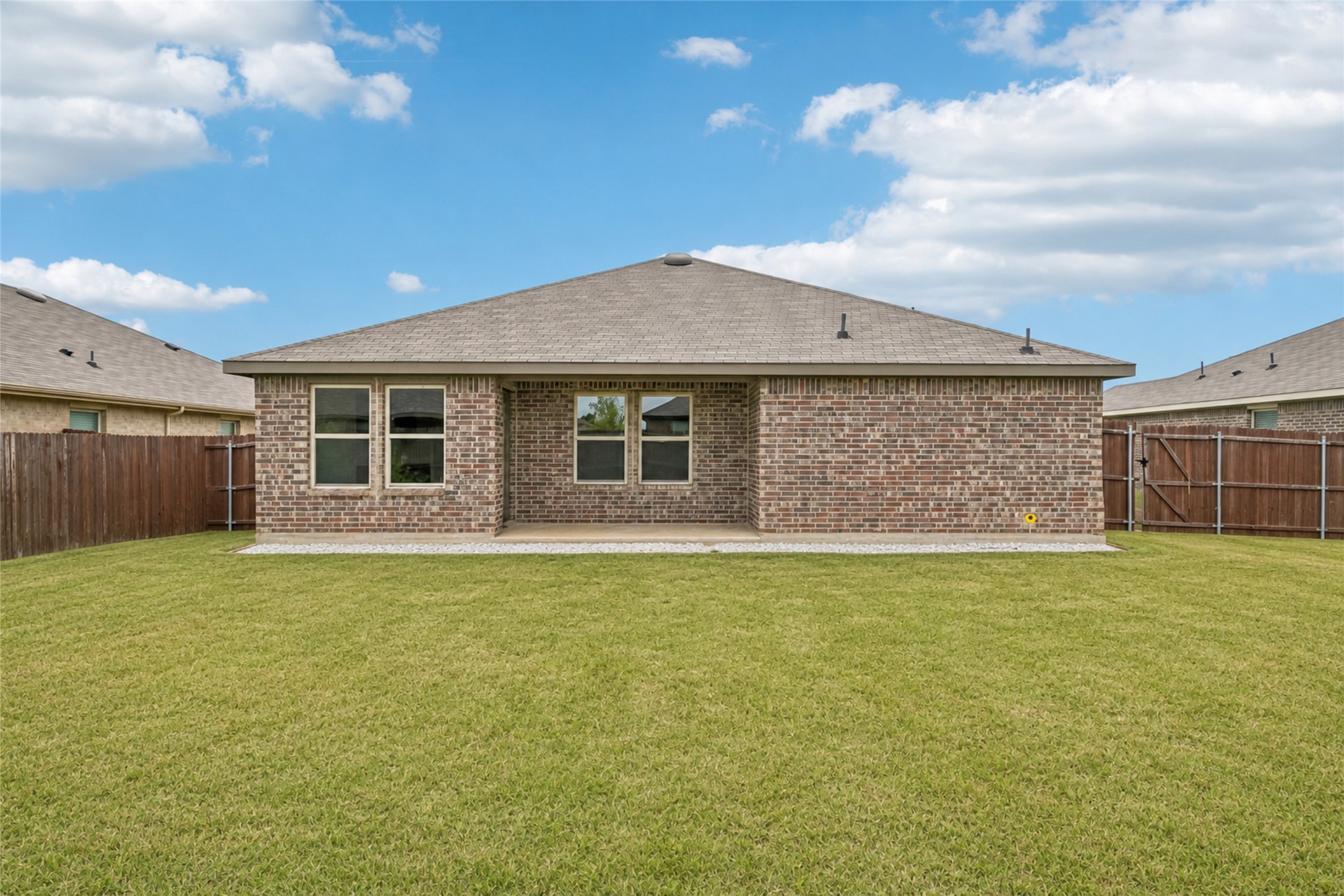 1015 Serena Drive Property Photo 5