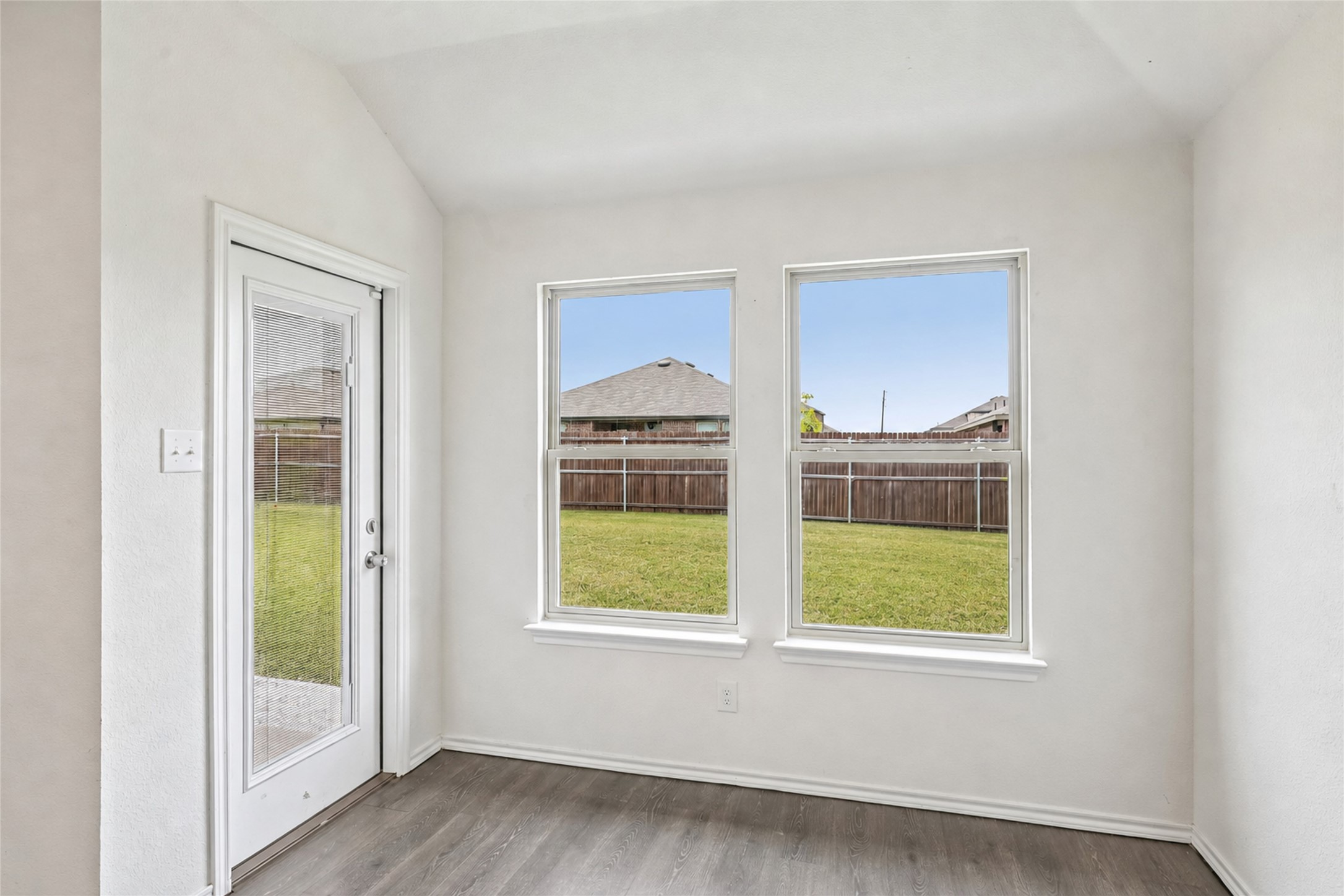 1015 Serena Drive Property Photo 17