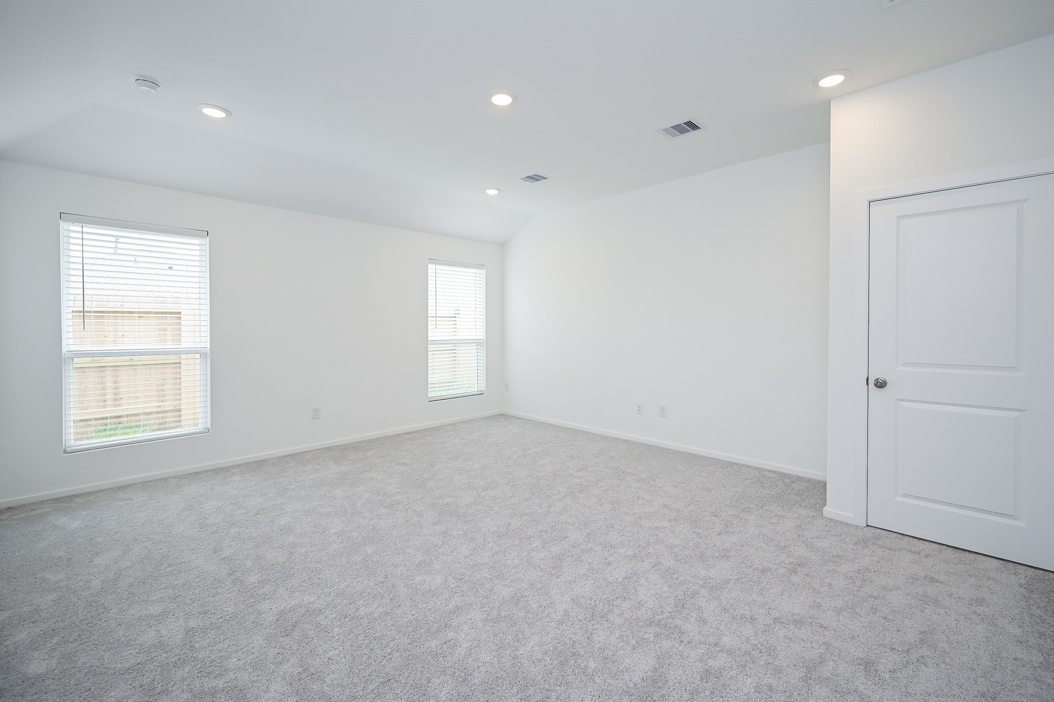 26811 Tree Mallow Drive Property Photo 12