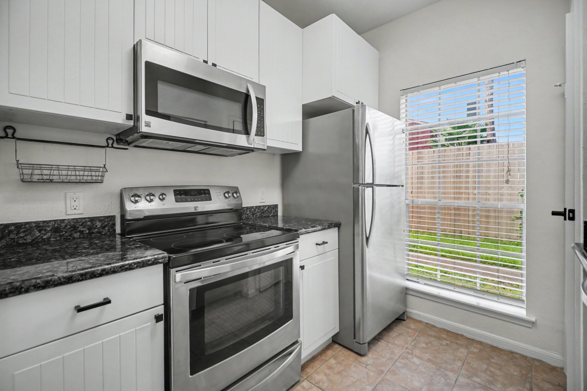 7575 Cambridge Street 3305 Property Photo 8