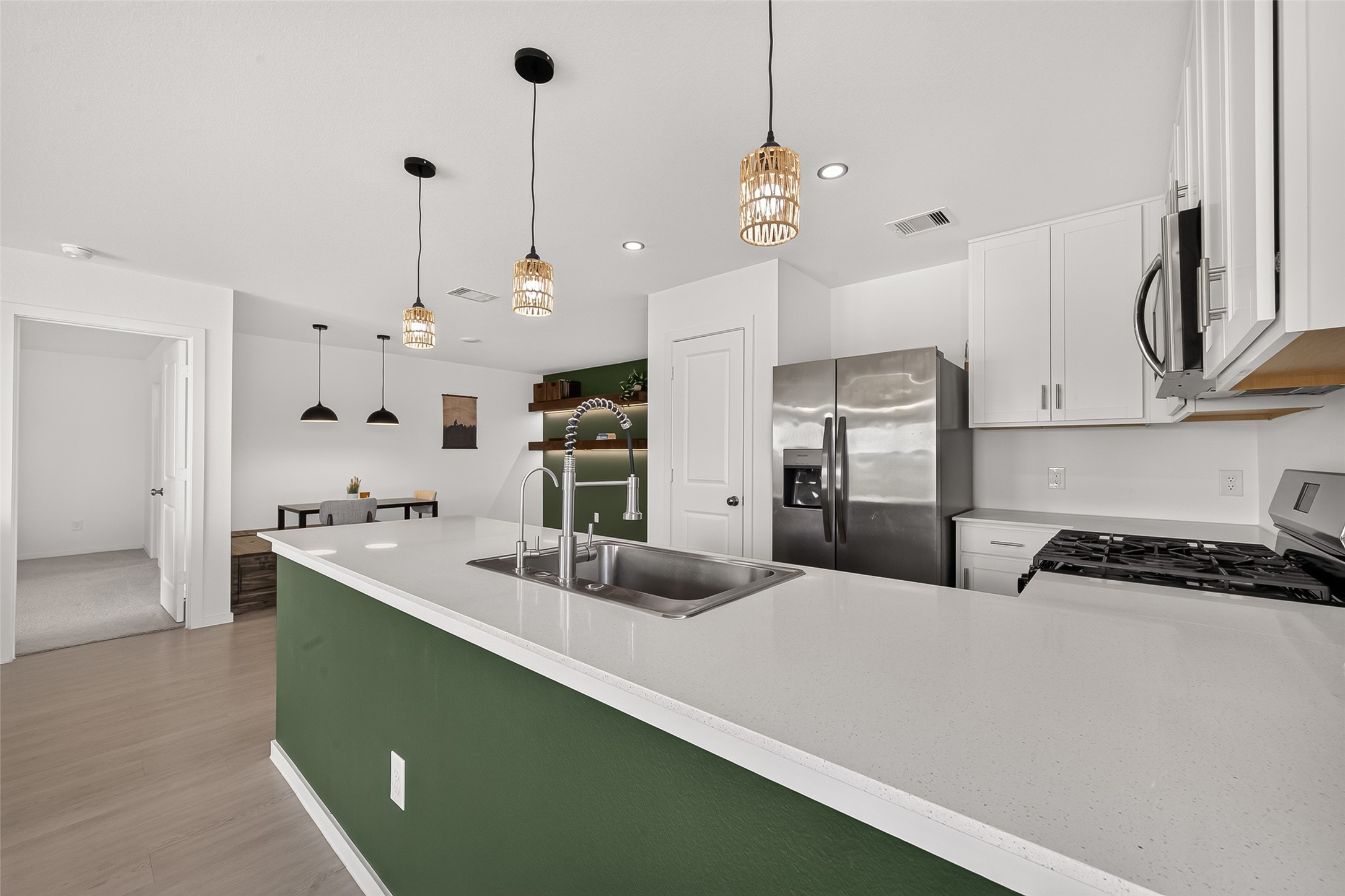 6326 Linden Leaf Drive Property Photo 8