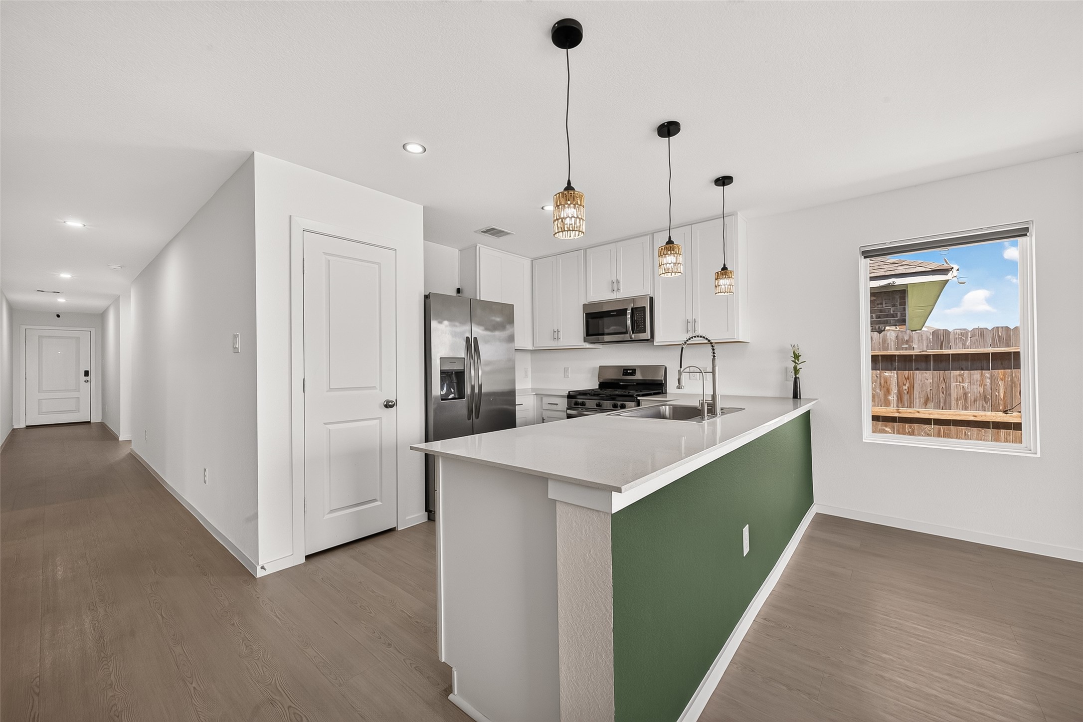 6326 Linden Leaf Drive Property Photo 10