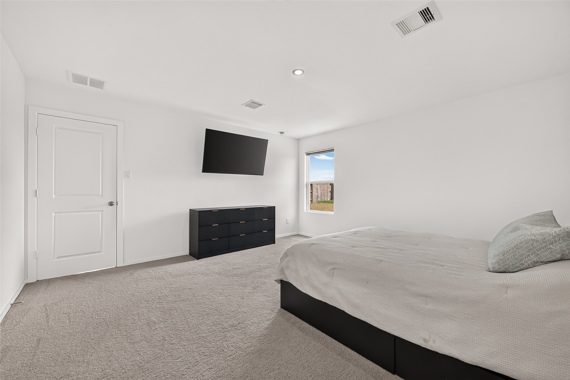 6326 Linden Leaf Drive Property Photo 14