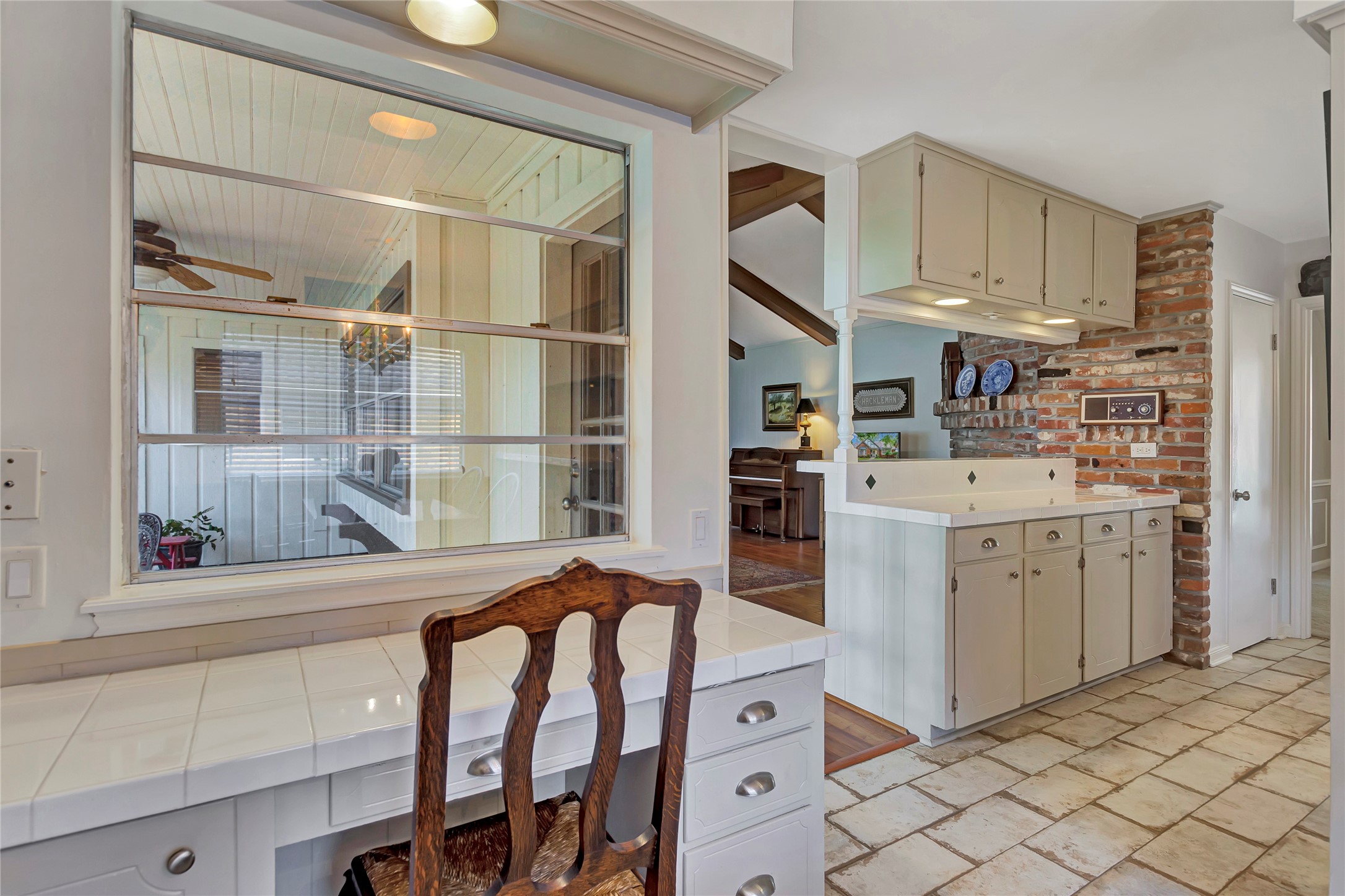 18623 Prince William Lane Property Photo 16