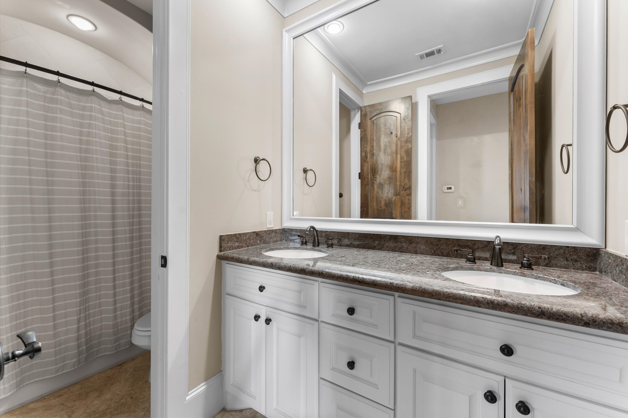 5215 Feagan Street A Property Photo 22