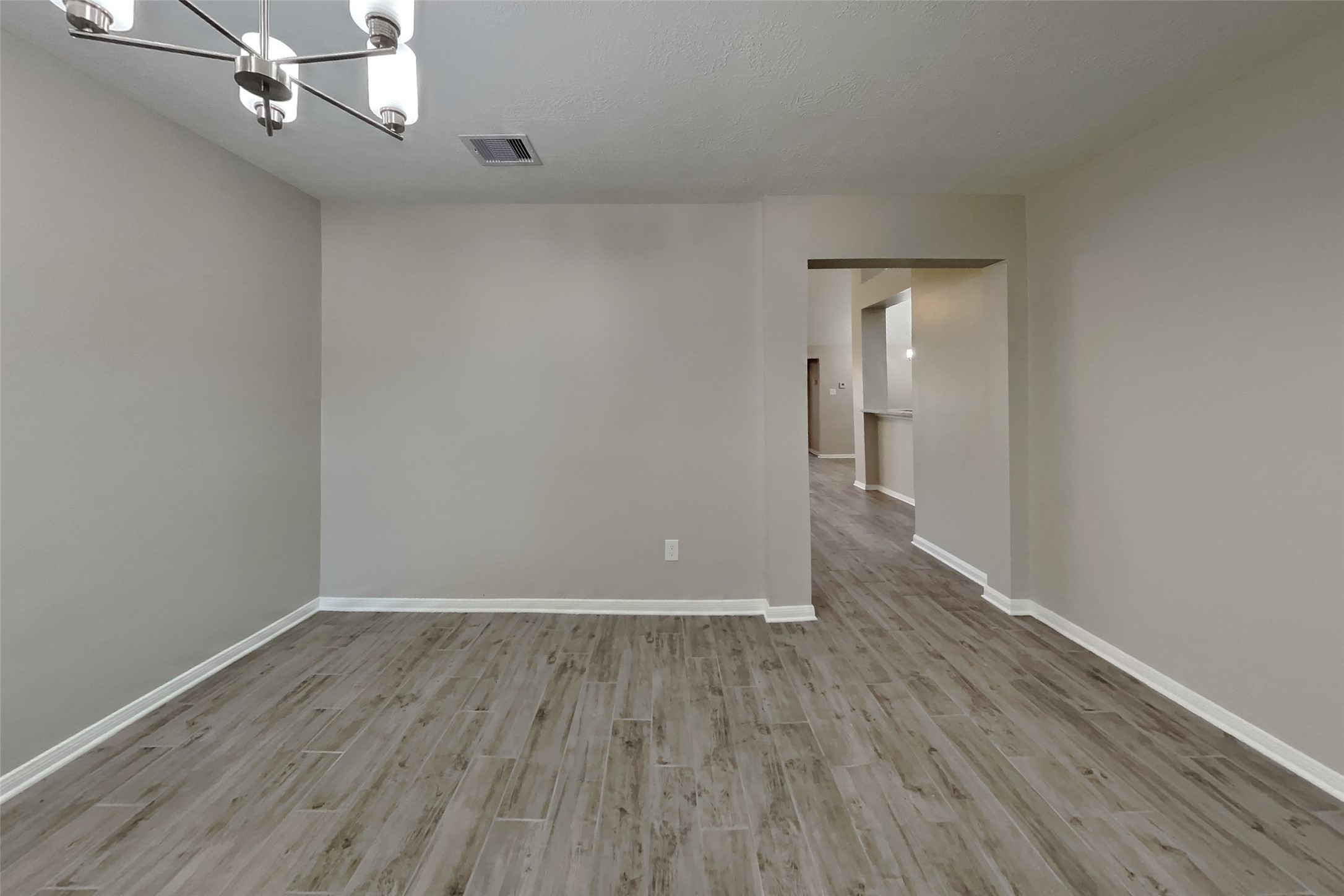 3431 W Rainmill Drive Property Photo 2