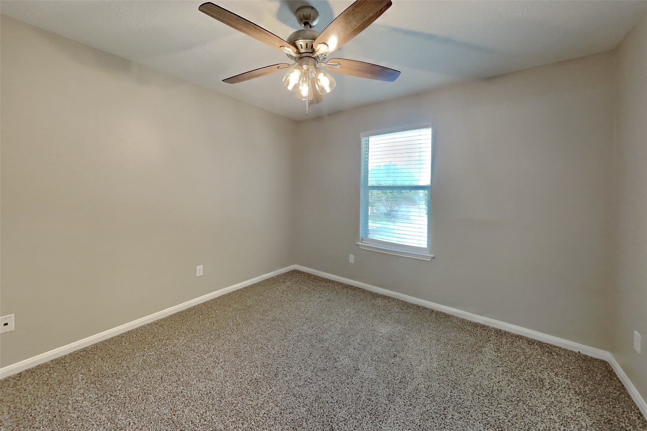 3431 W Rainmill Drive Property Photo 14