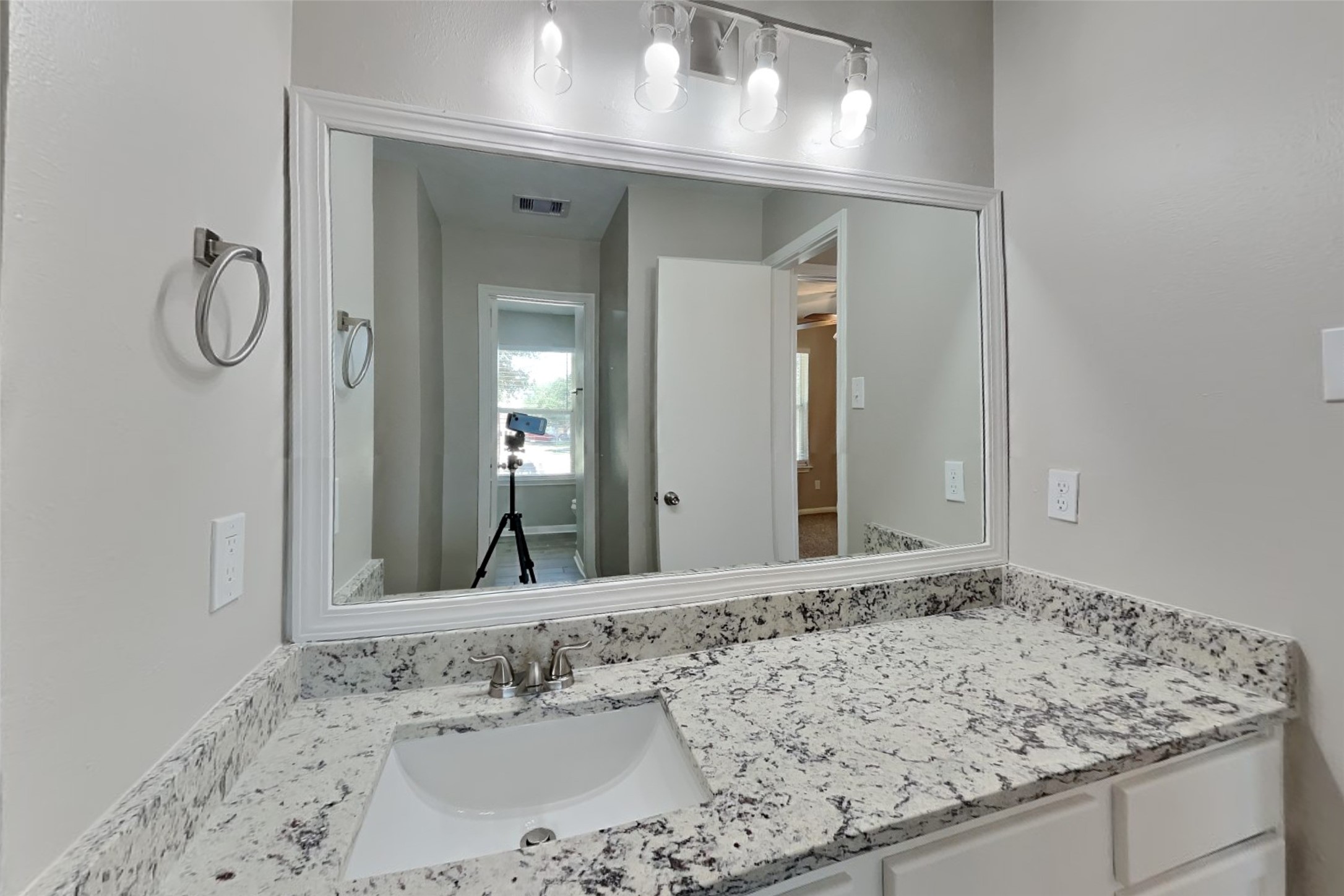 3431 W Rainmill Drive Property Photo 15