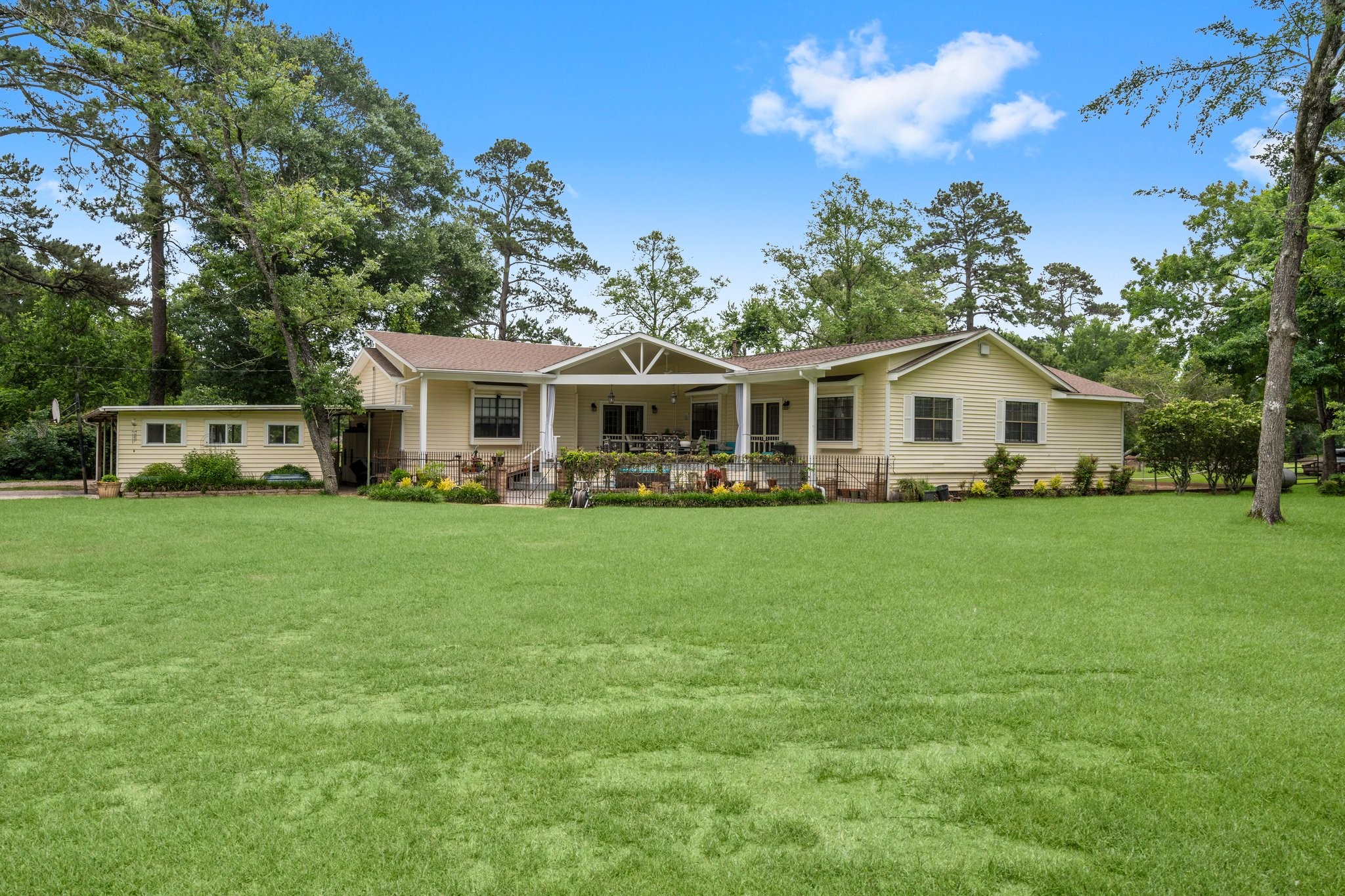 2400 Bowler Road Property Photo