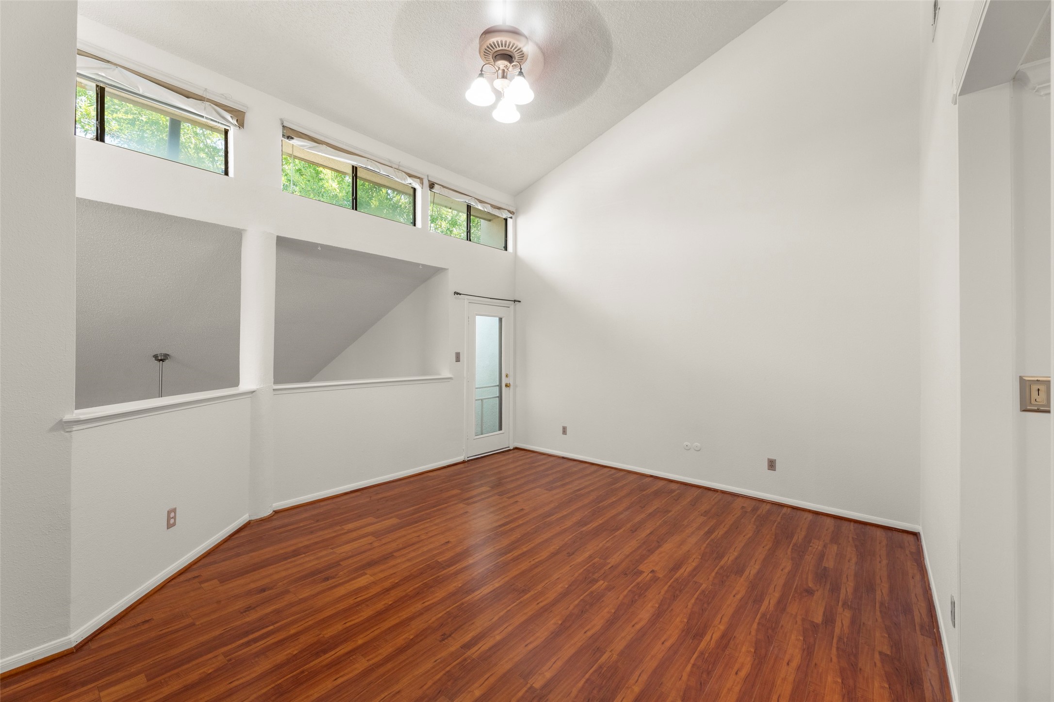 2602 Rice Boulevard Property Photo 7