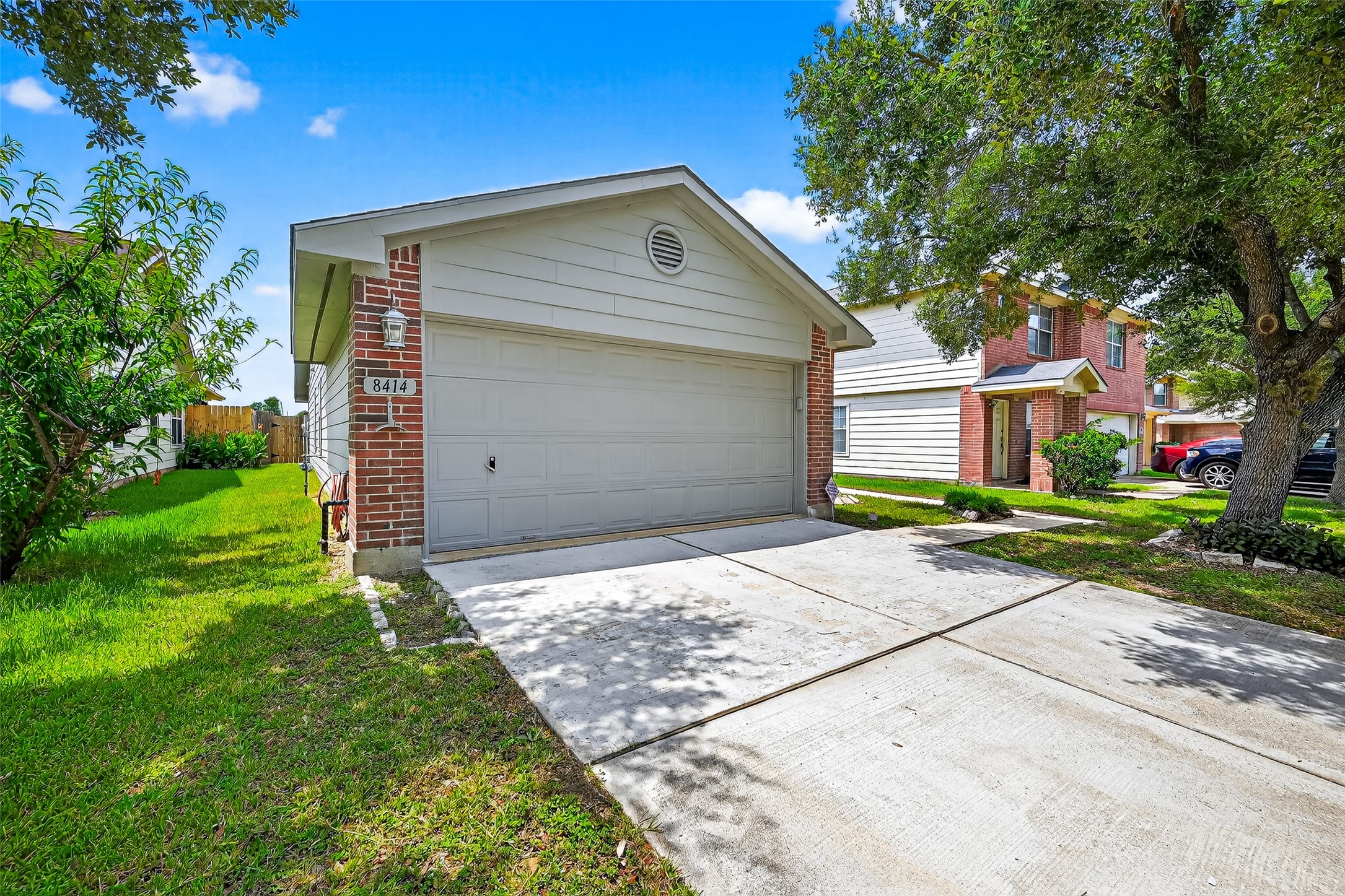 8414 Dovecott Lane Property Photo 4