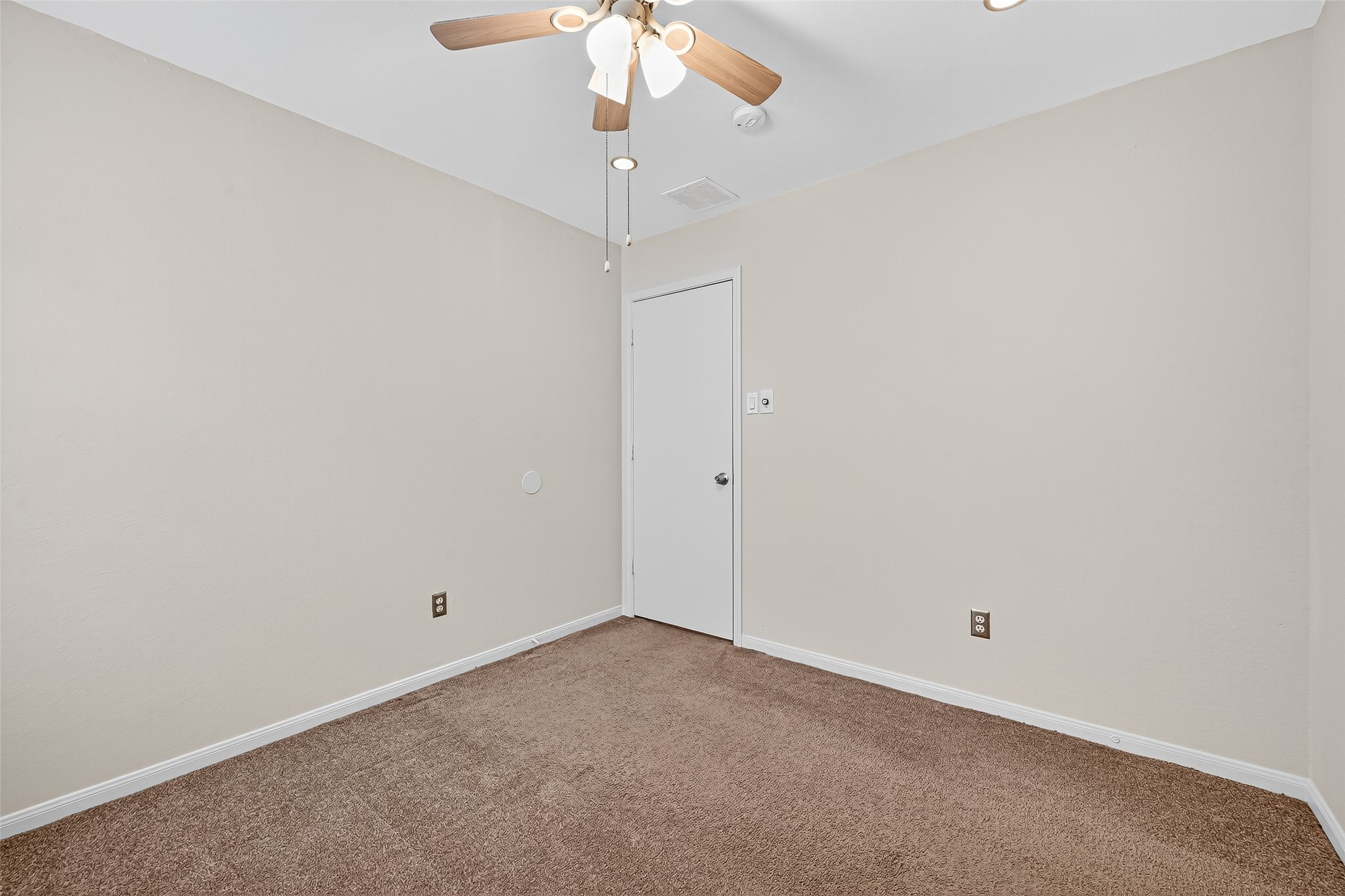 8414 Dovecott Lane Property Photo 24