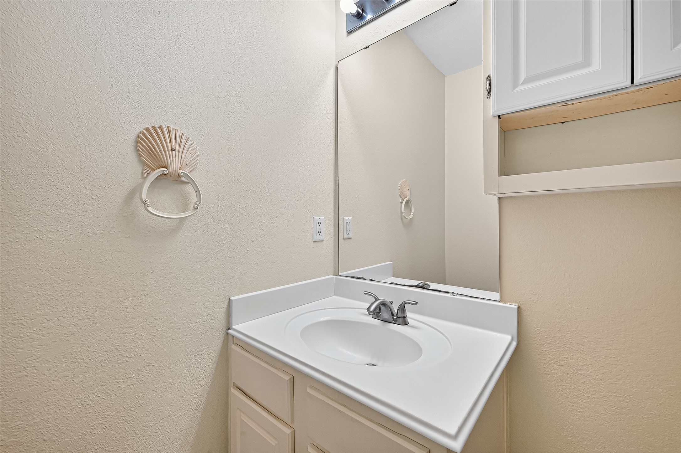 8414 Dovecott Lane Property Photo 35