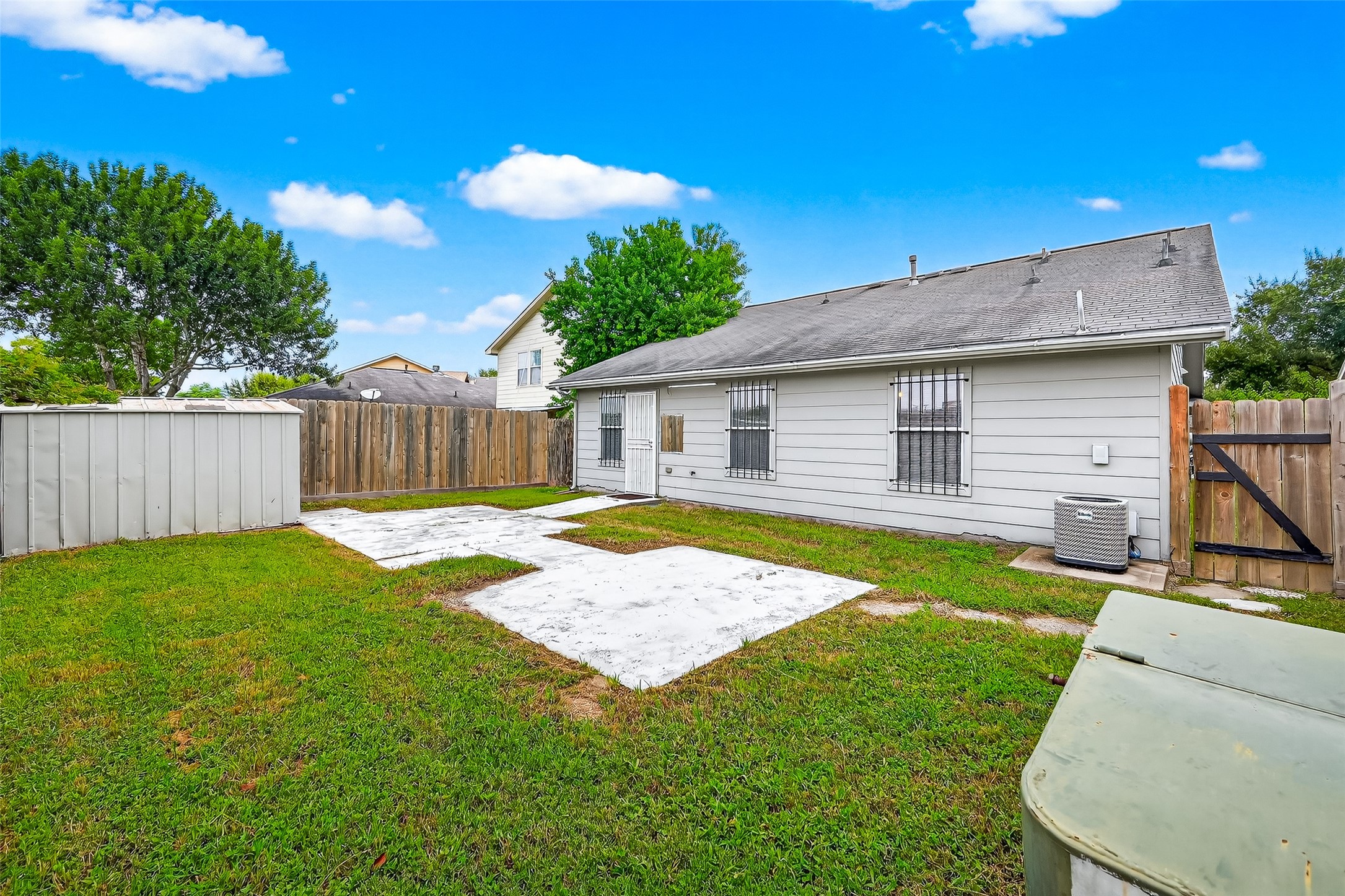 8414 Dovecott Lane Property Photo 39