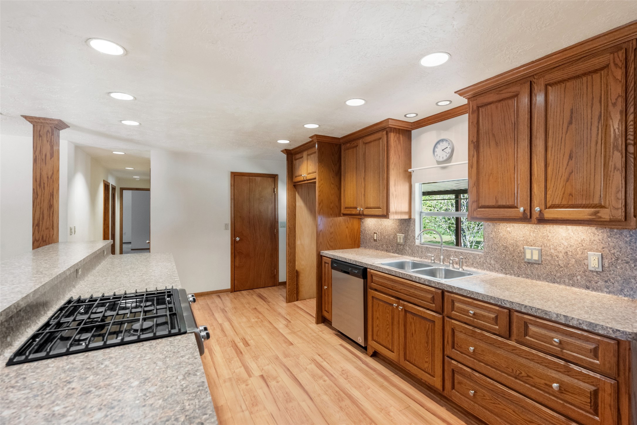10291 Hart Road Property Photo 17