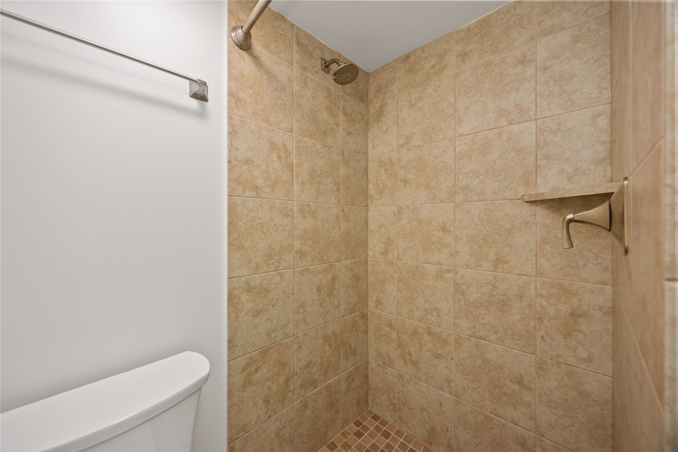 3131 Cummins Street 3 Property Photo 19