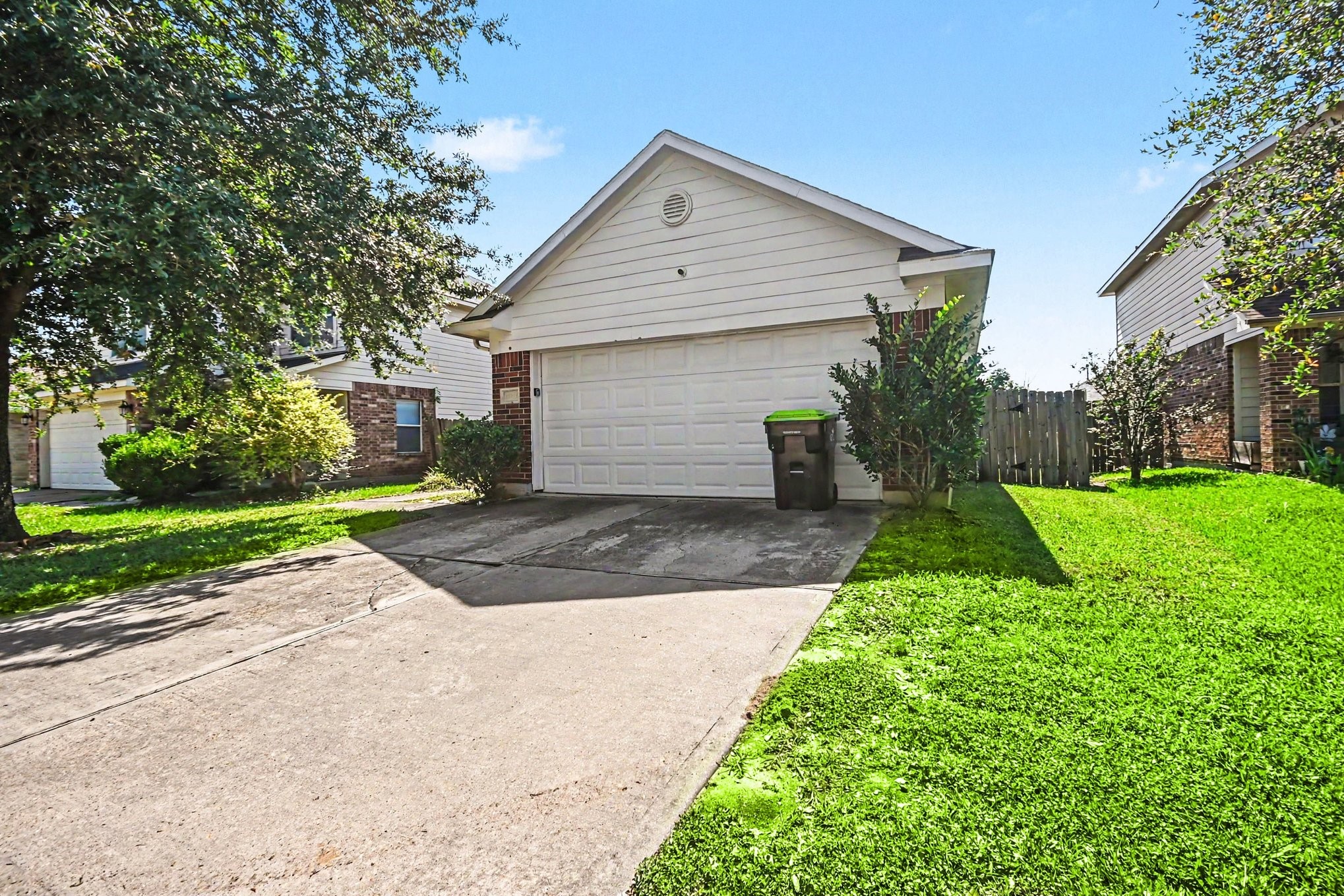 13923 Marners Court Property Photo 1