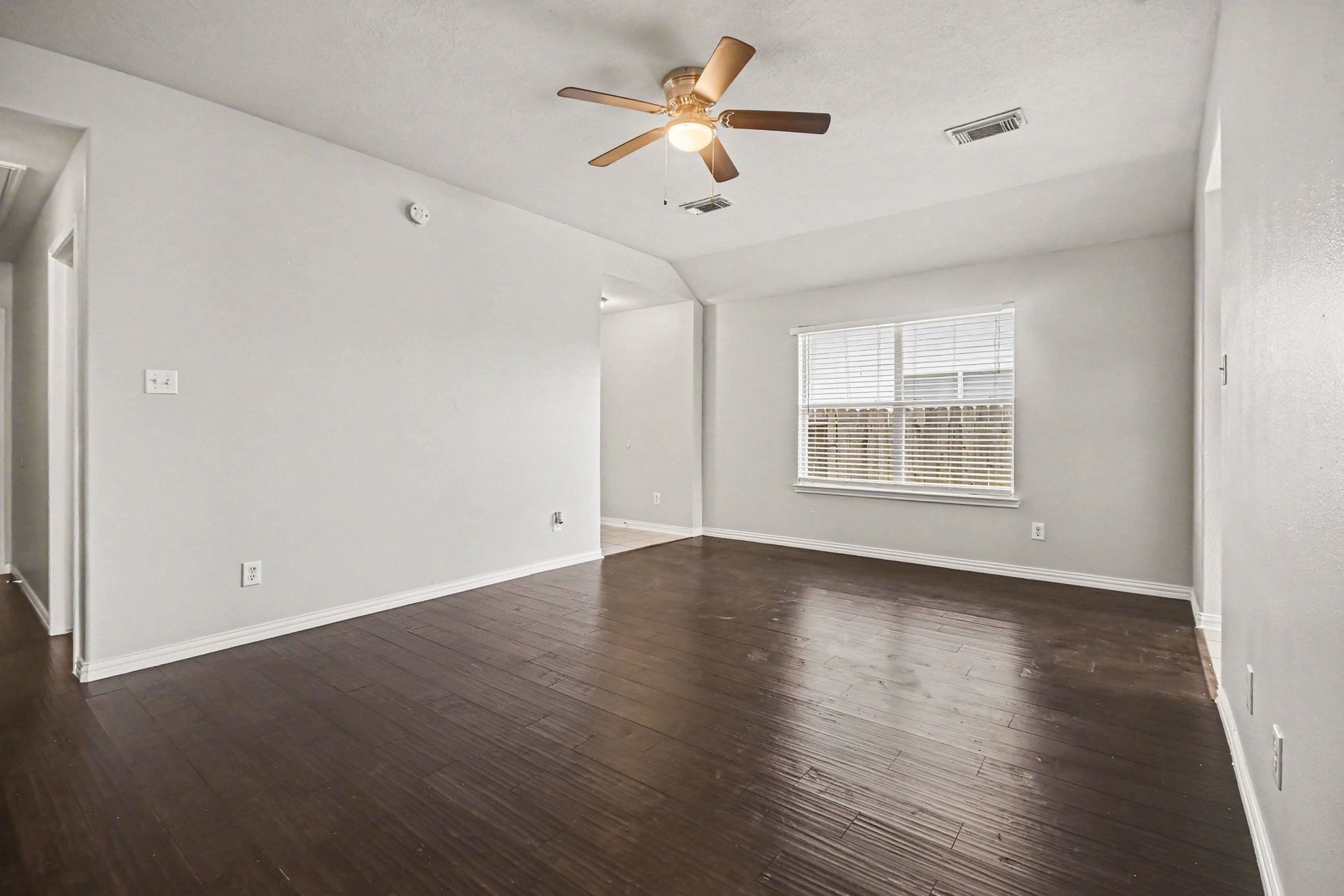 13923 Marners Court Property Photo 7