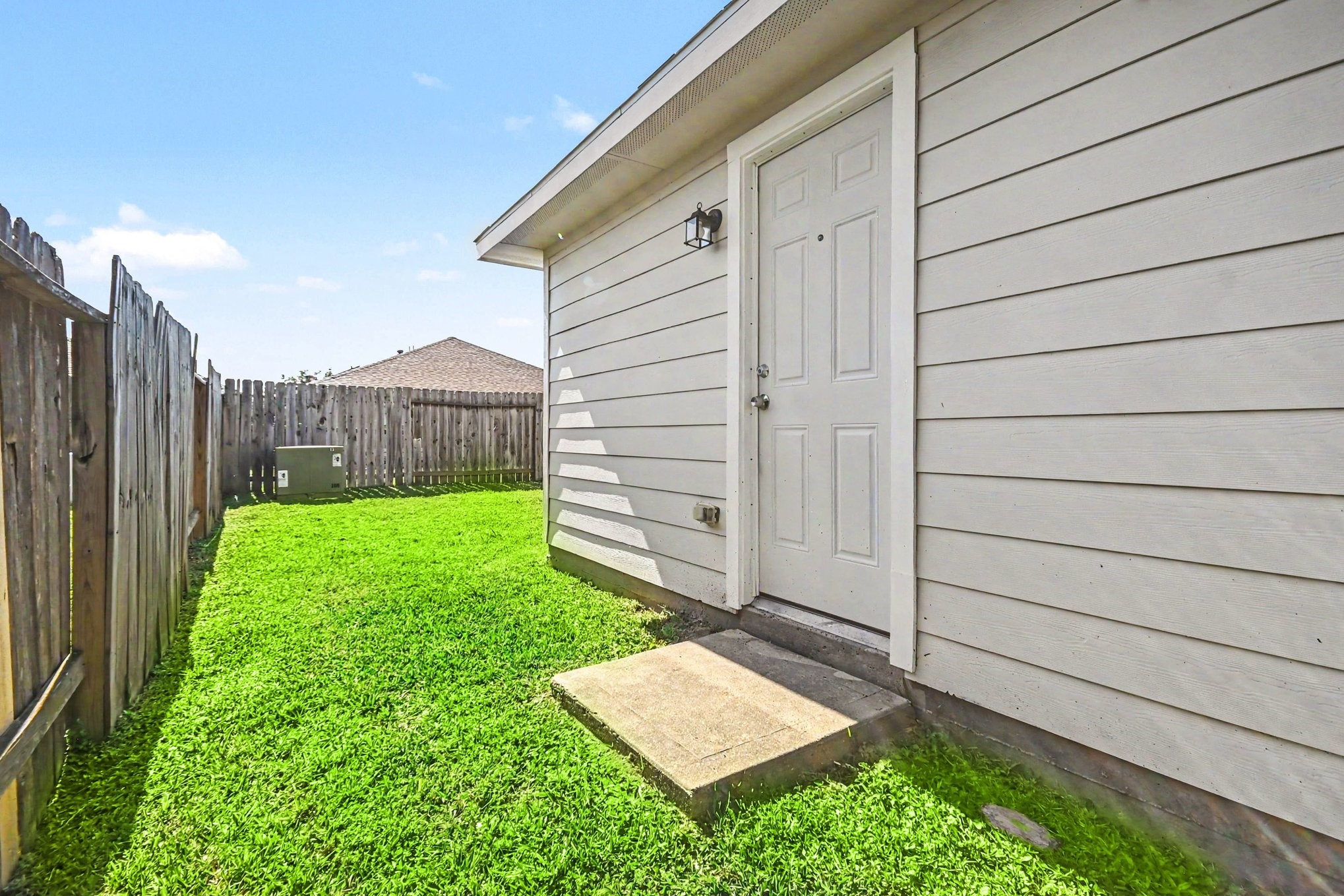 13923 Marners Court Property Photo 25