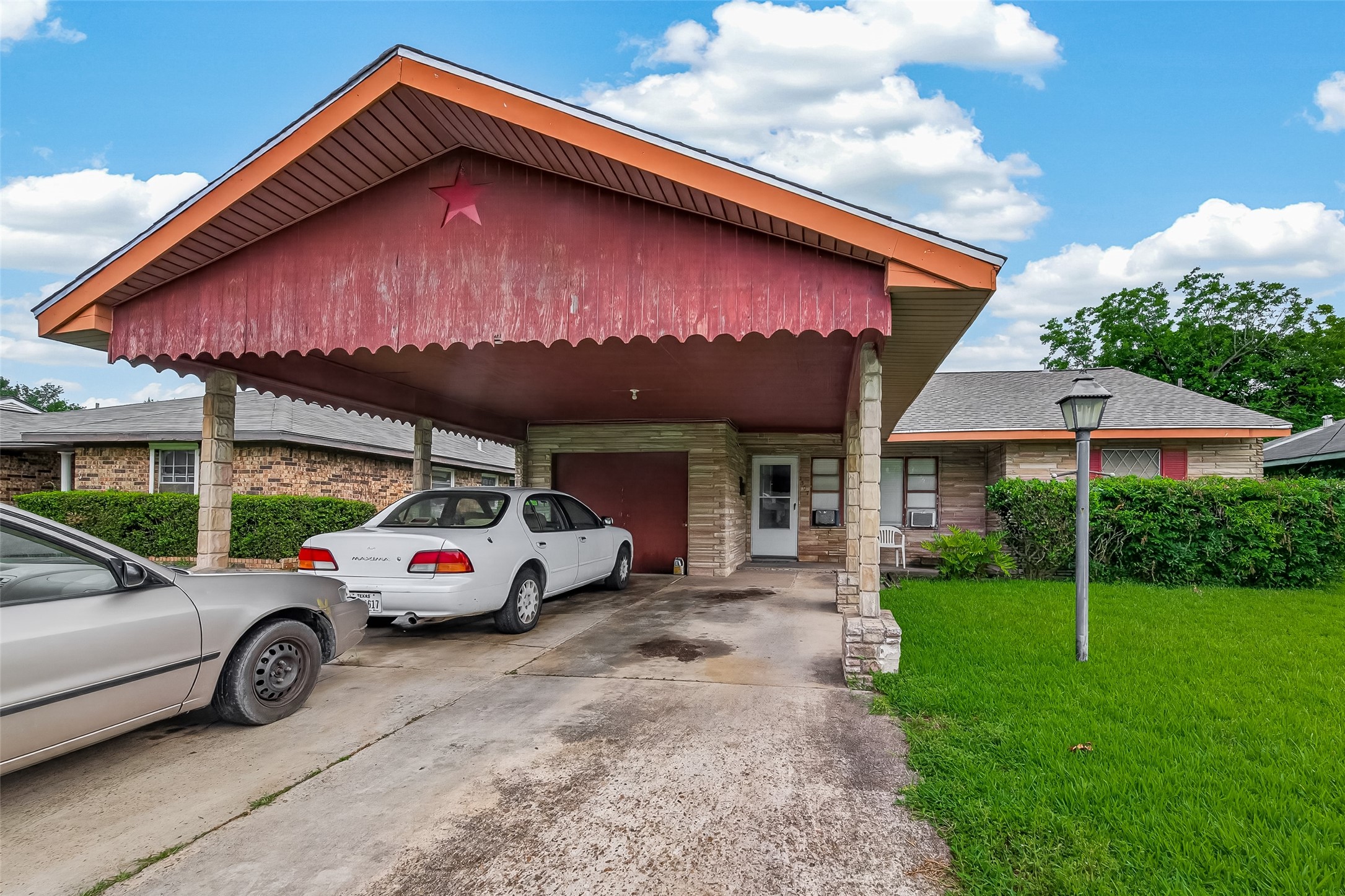 2507 12th Street Property Photo 1
