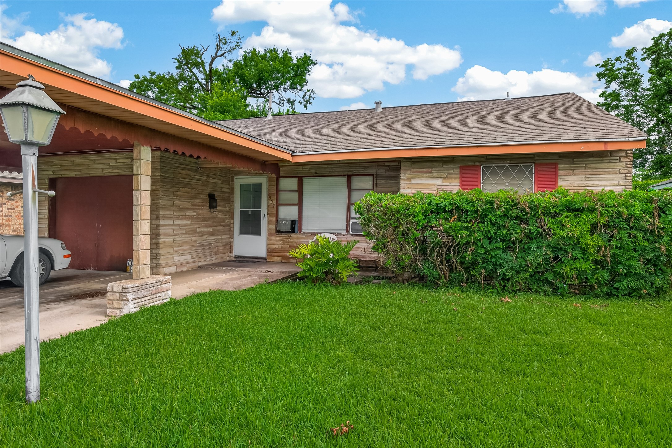 2507 12th Street Property Photo 4