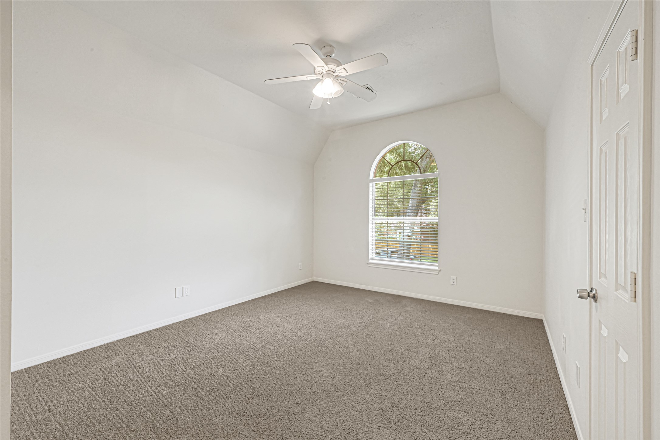 4122 Echo Mountain Drive Property Photo 35