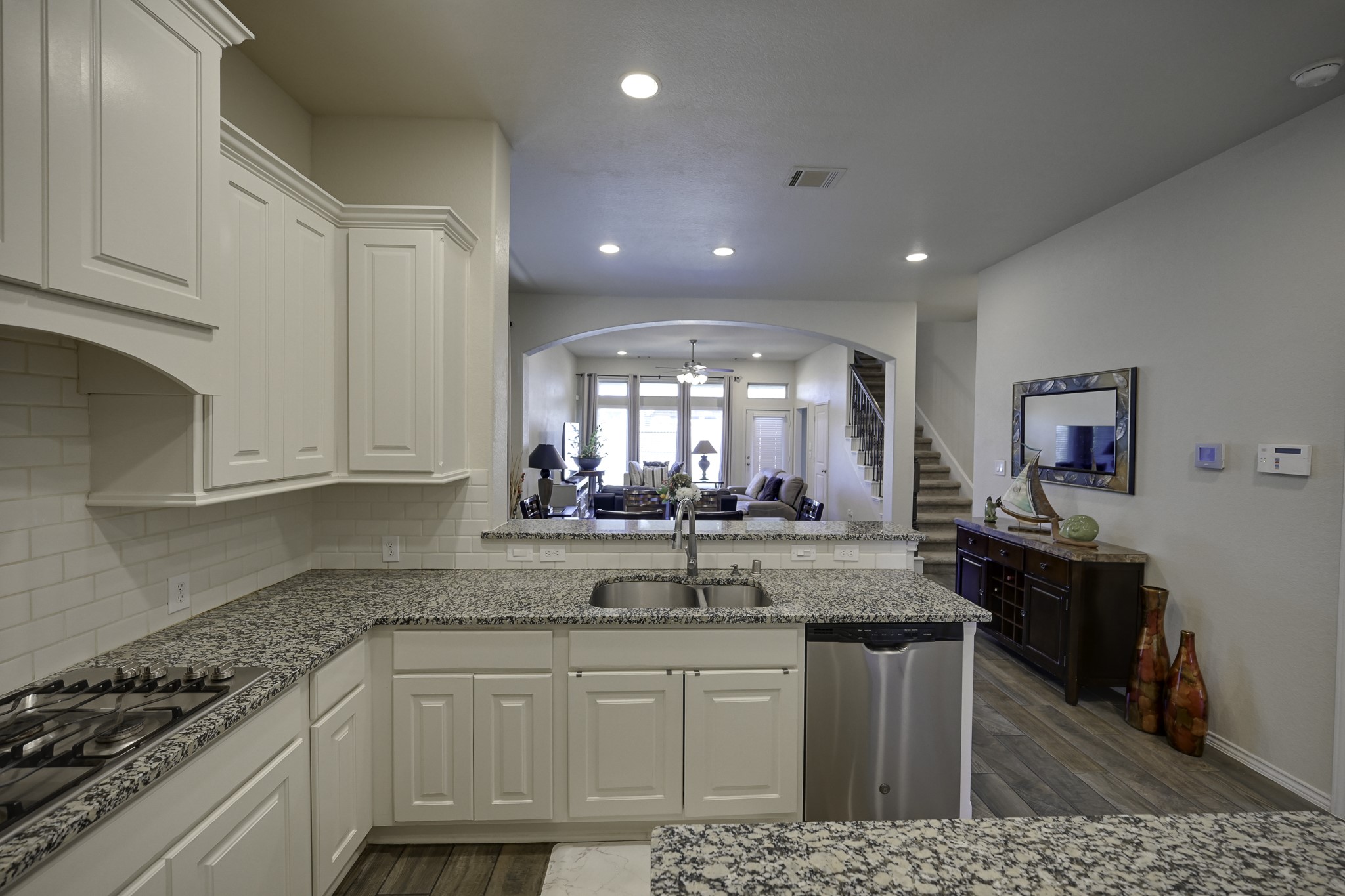 29126 Brooks Valley Drive Property Photo 3