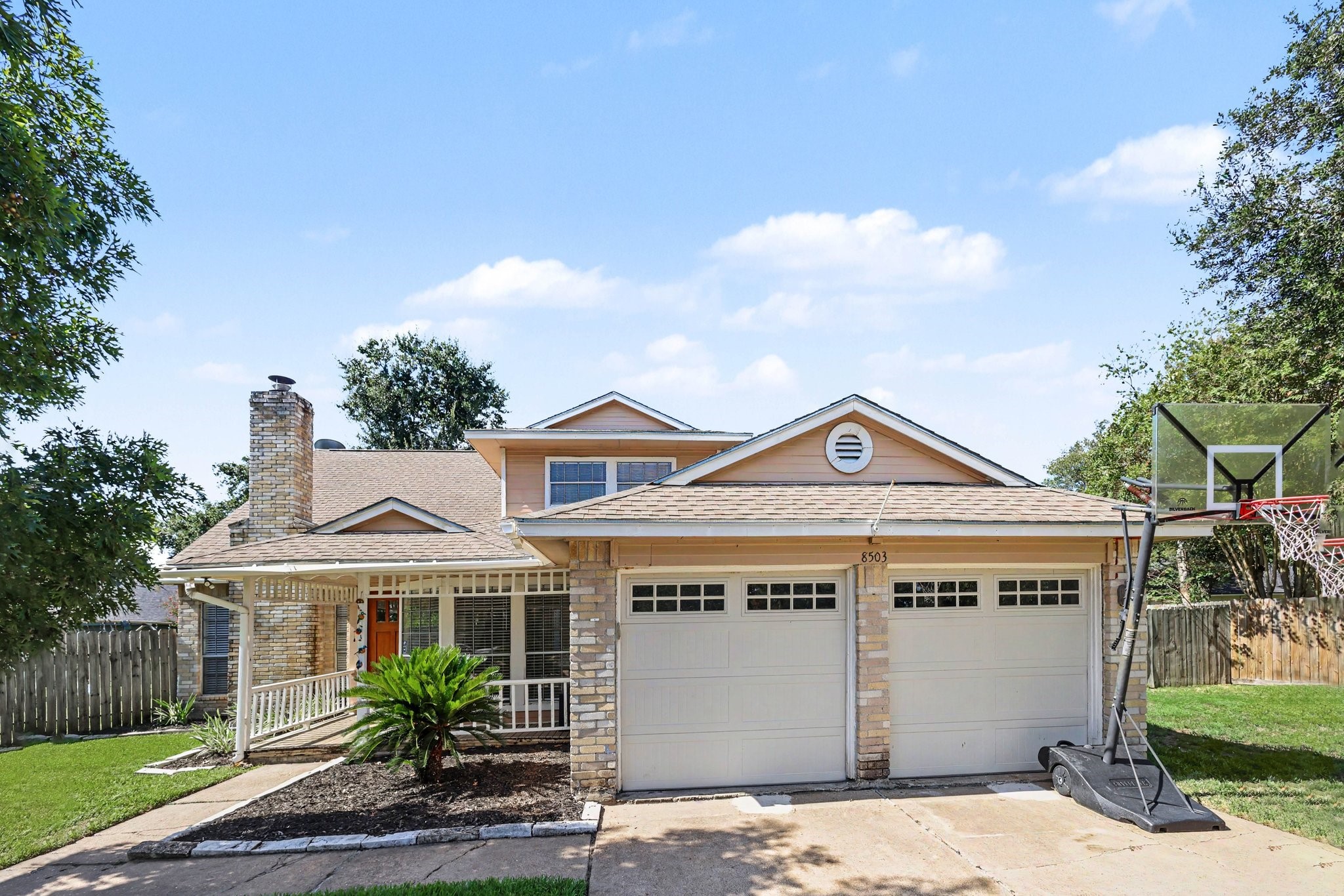 8503 Grove Park Drive Property Photo 1