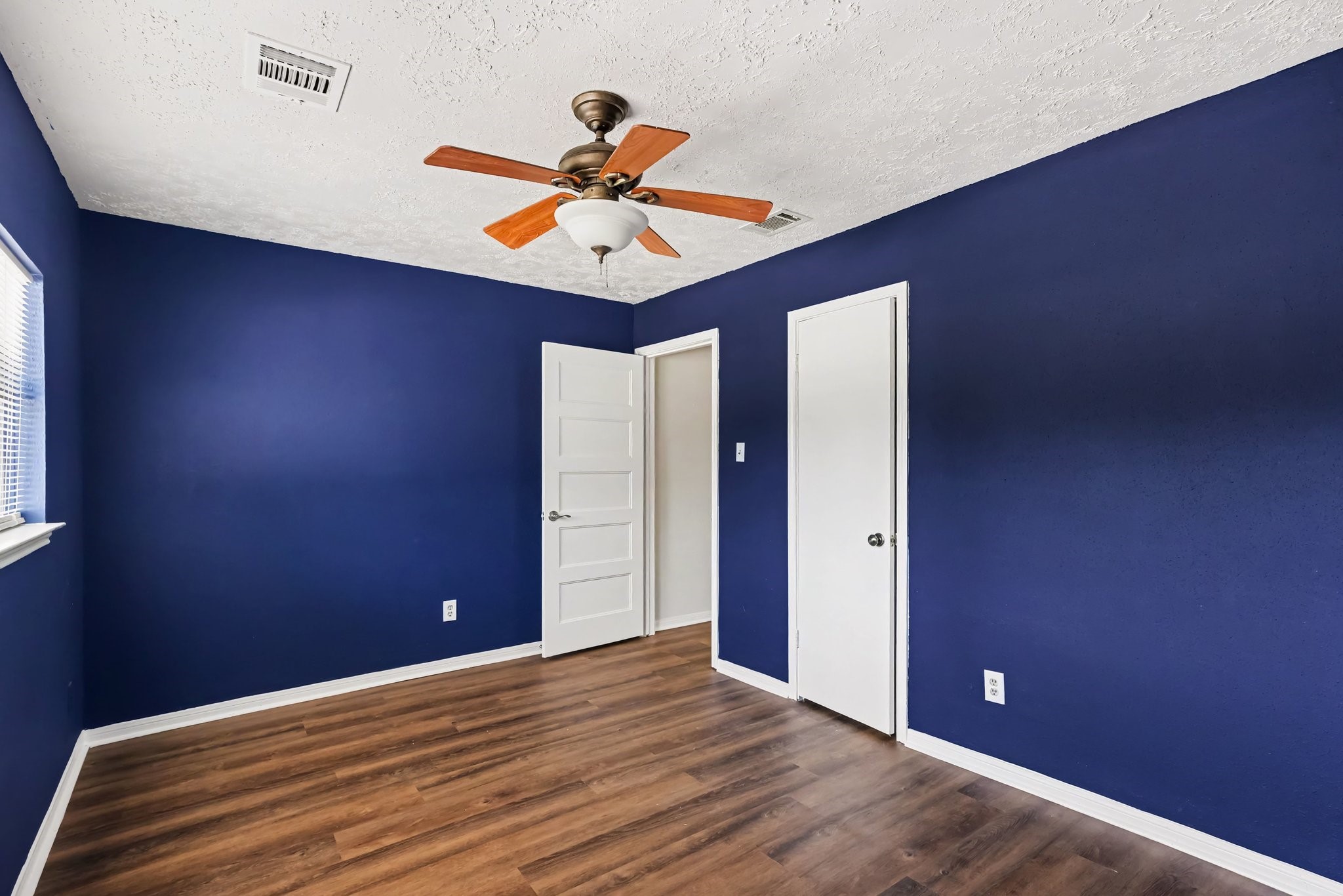 8503 Grove Park Drive Property Photo 24