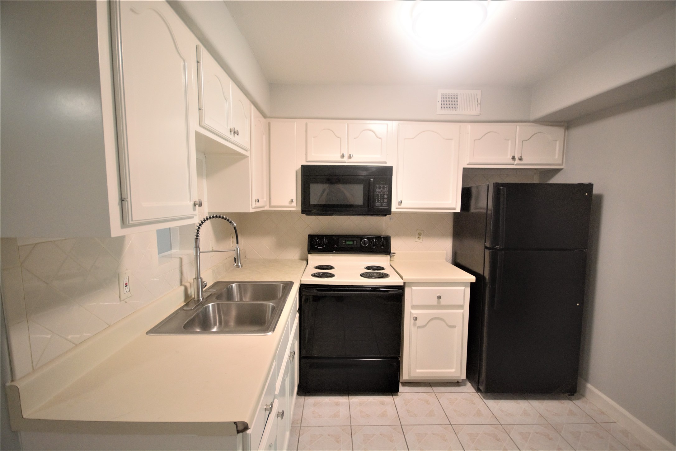 13115 Highway 6 4 Property Photo 10