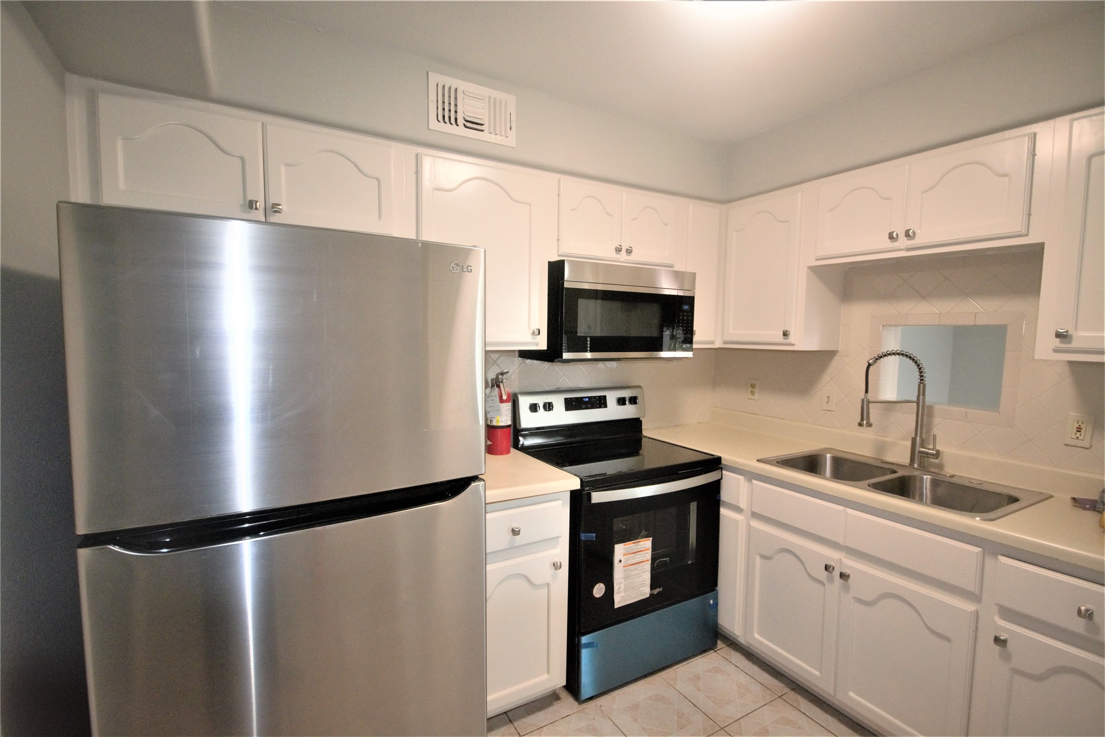13115 Highway 6 4 Property Photo 13