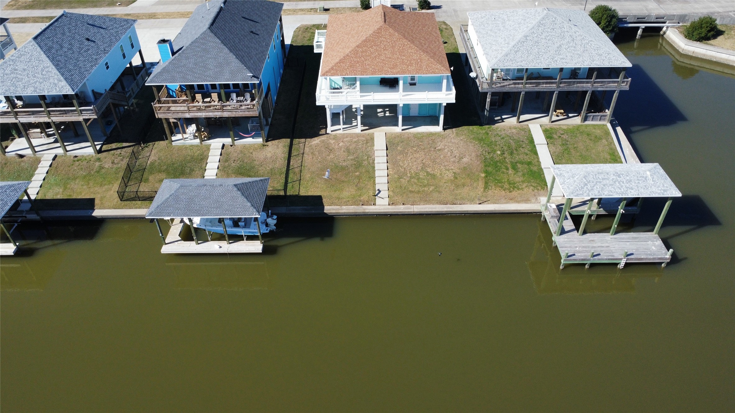 2120 Laguna Harbor Cove Boulevard Property Photo 6